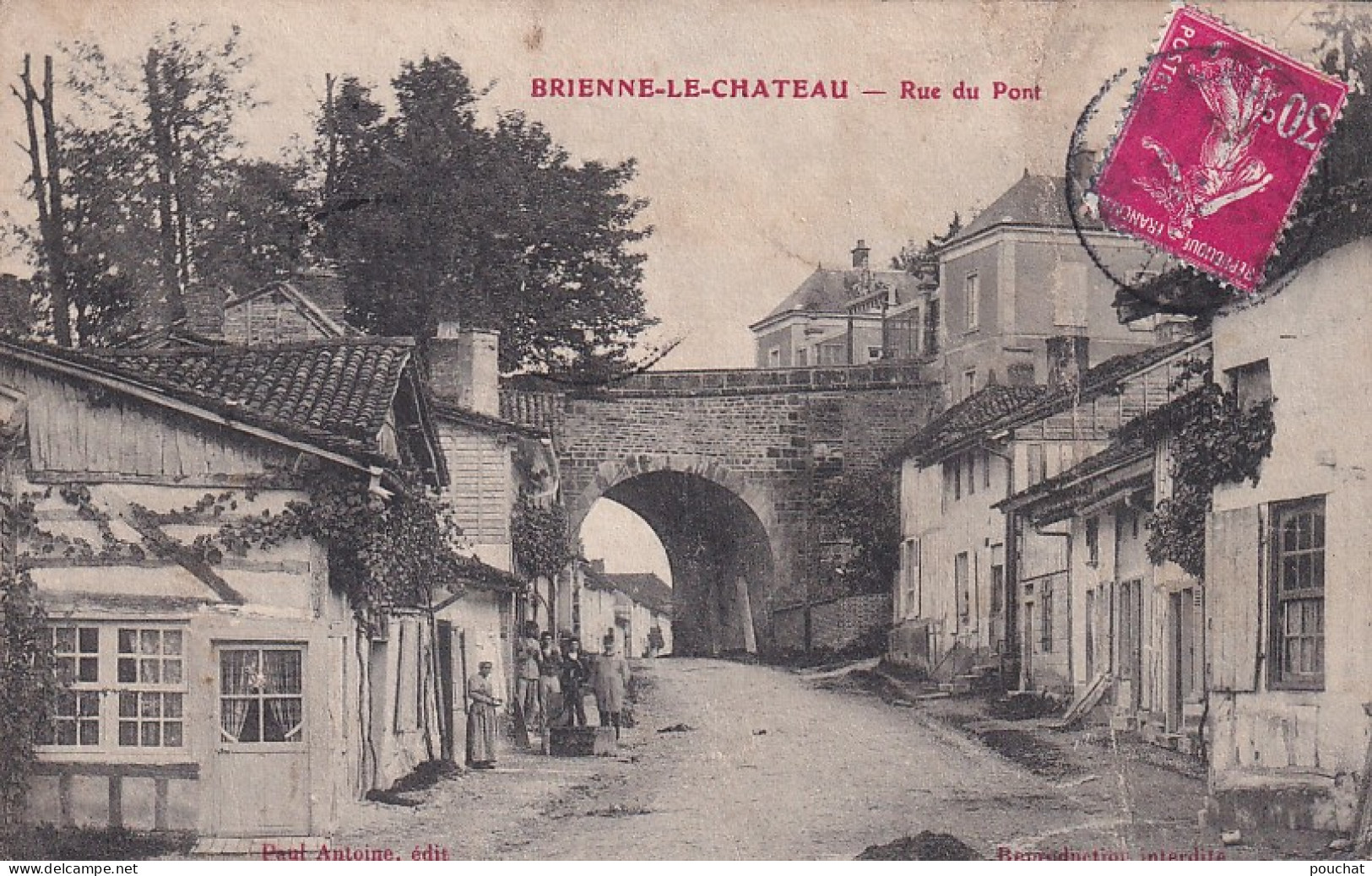 KO 32-(10) BRIENNE LE CHATEAU - RUE DU PONT - ANIMATION - Other & Unclassified