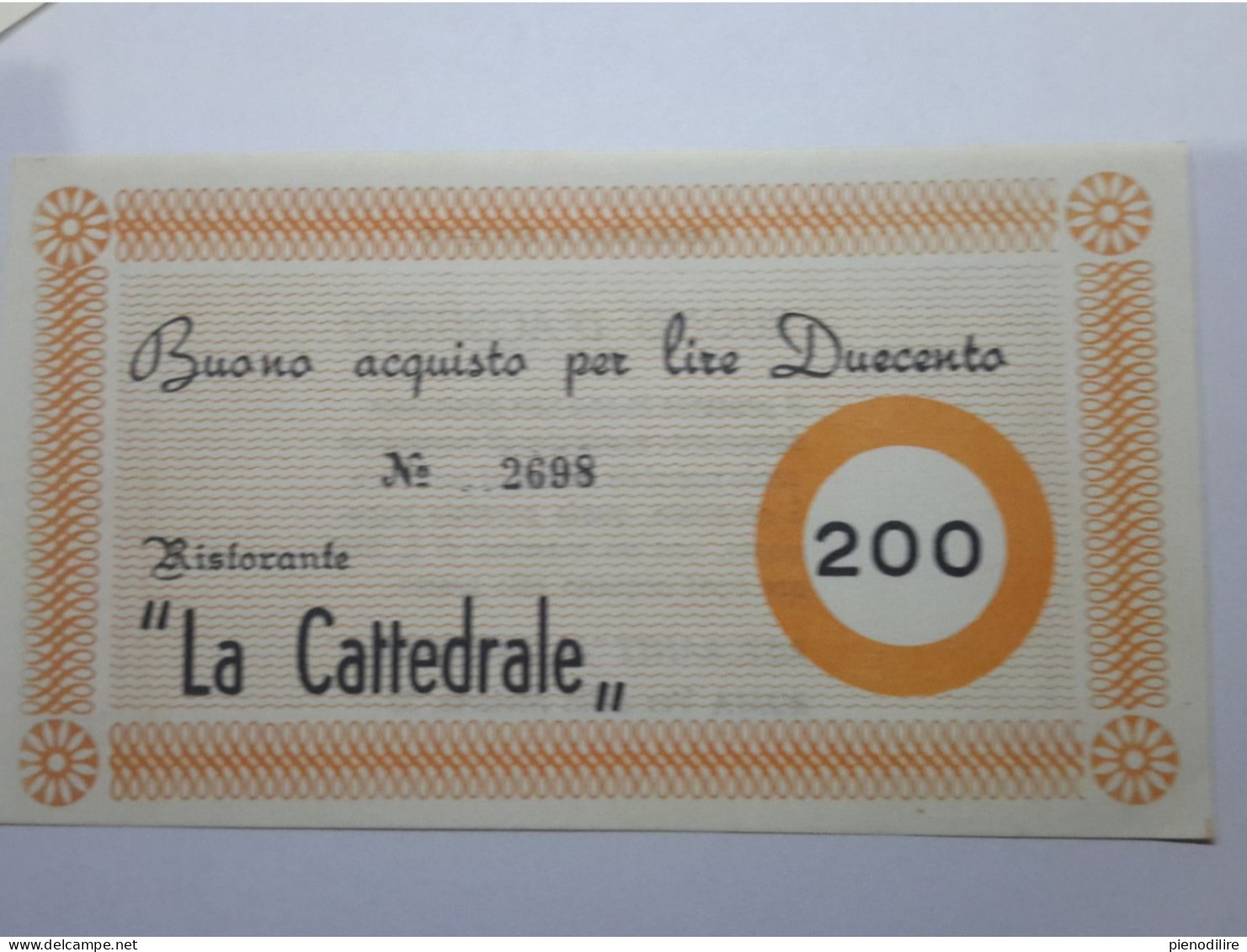 LOTTO 4Pz. 100 200 300 400 LIRE BUONI ACQUISTO RISTORANTE LA CATTEDRALE ROMA VALIDO FINO AL 31.12.1976 (A.4) - [10] Scheck Und Mini-Scheck