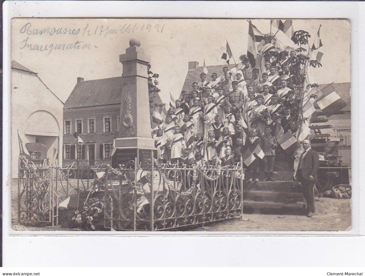 RAMOUSIES: Monument Aux Morts - Très Bon état - Andere & Zonder Classificatie