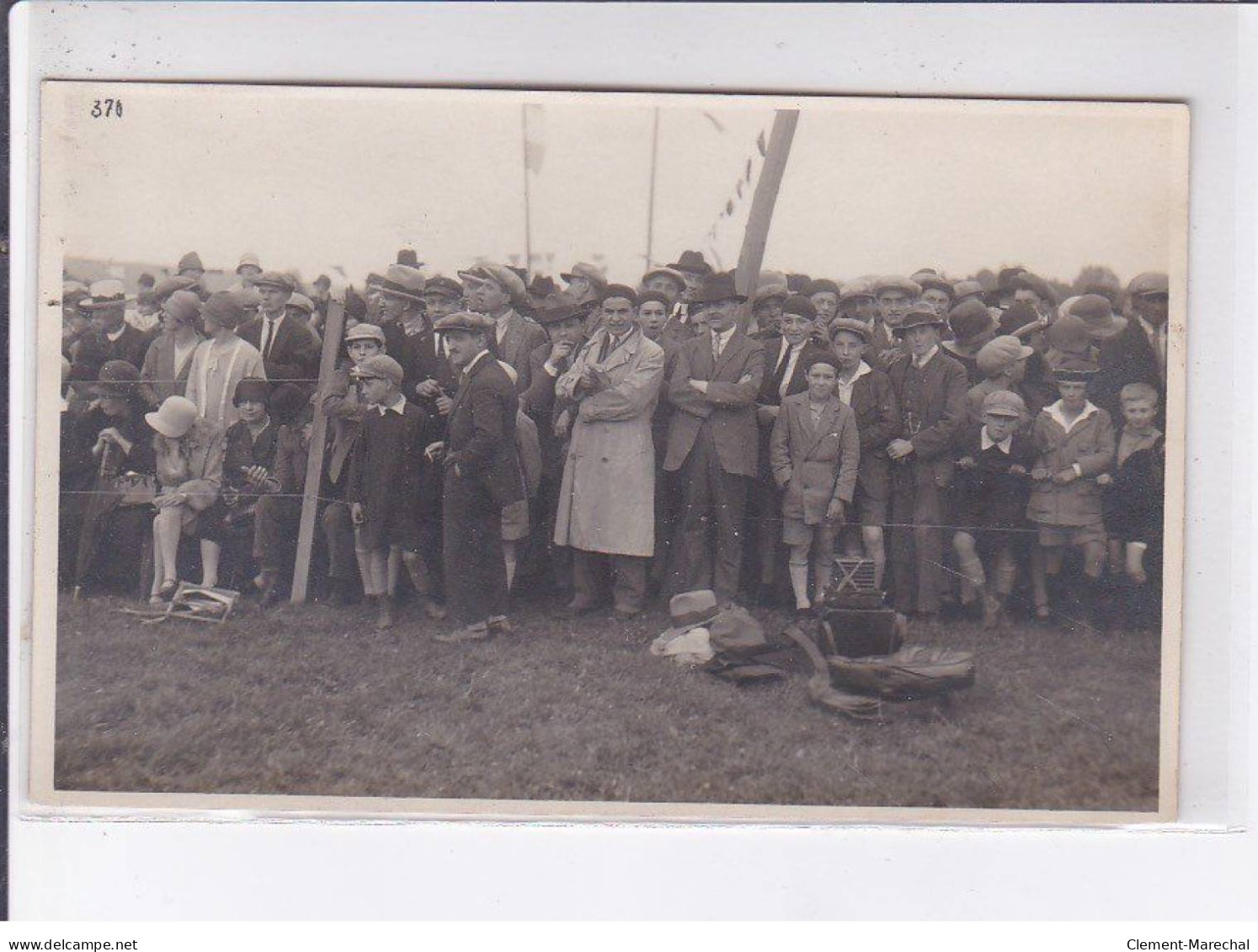 PUY-de-DOME: aviation parachutisme (lot de13 CPA) - très bon état