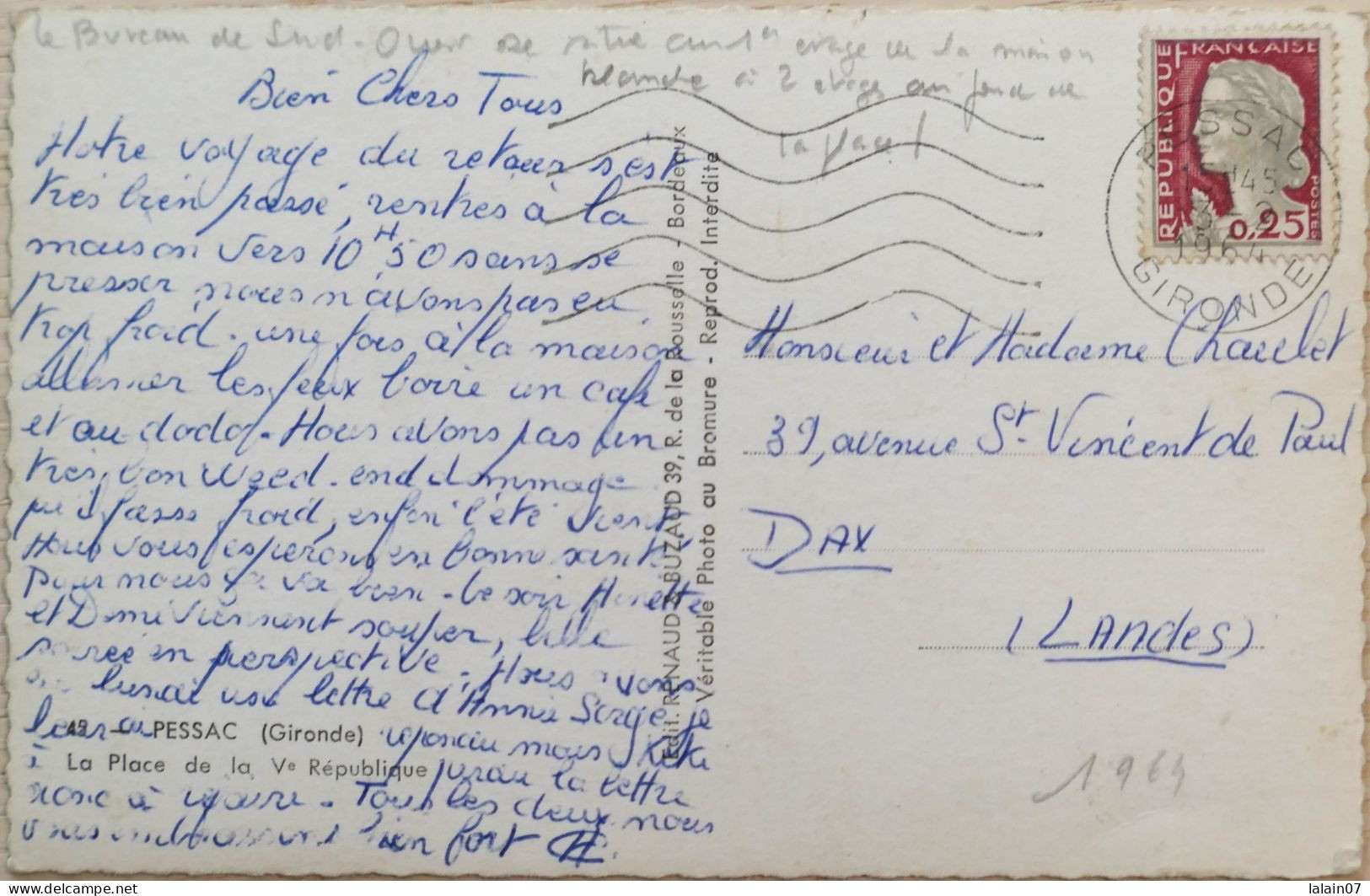 Carte Postale : 33 : PESSAC : Vue Aérienne De La Place De La Ve République, Timbre En 1964 - Pessac