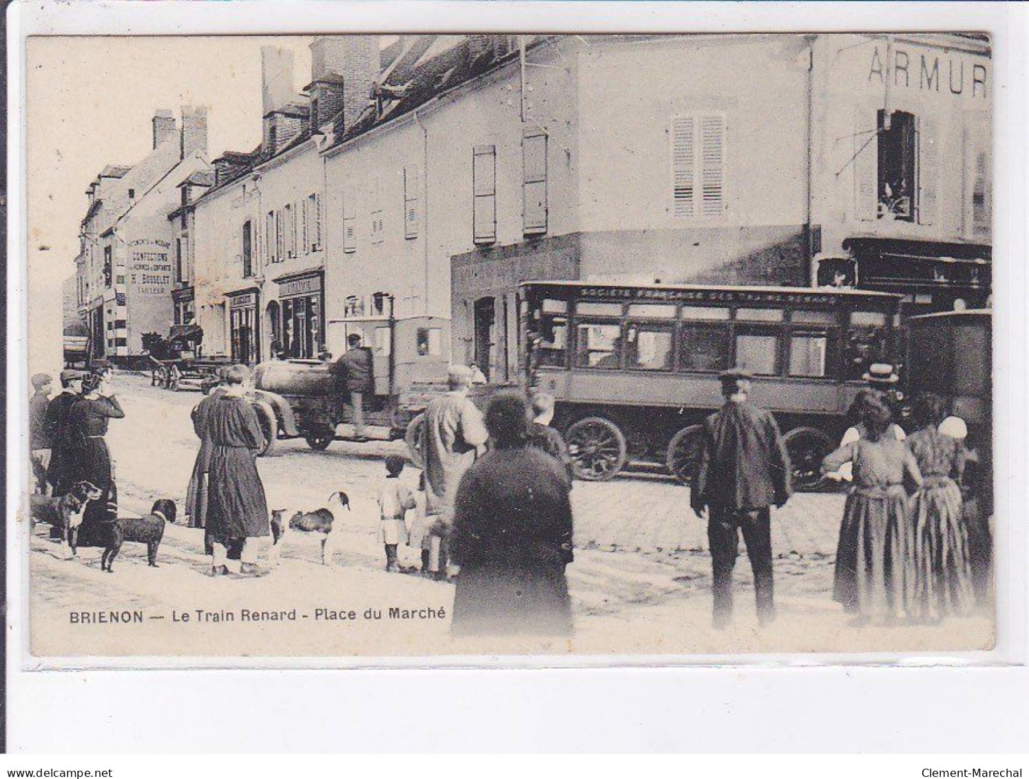 BRIENON: Le Train Renard, Place Du Marché - Très Bon état - Brienon Sur Armancon