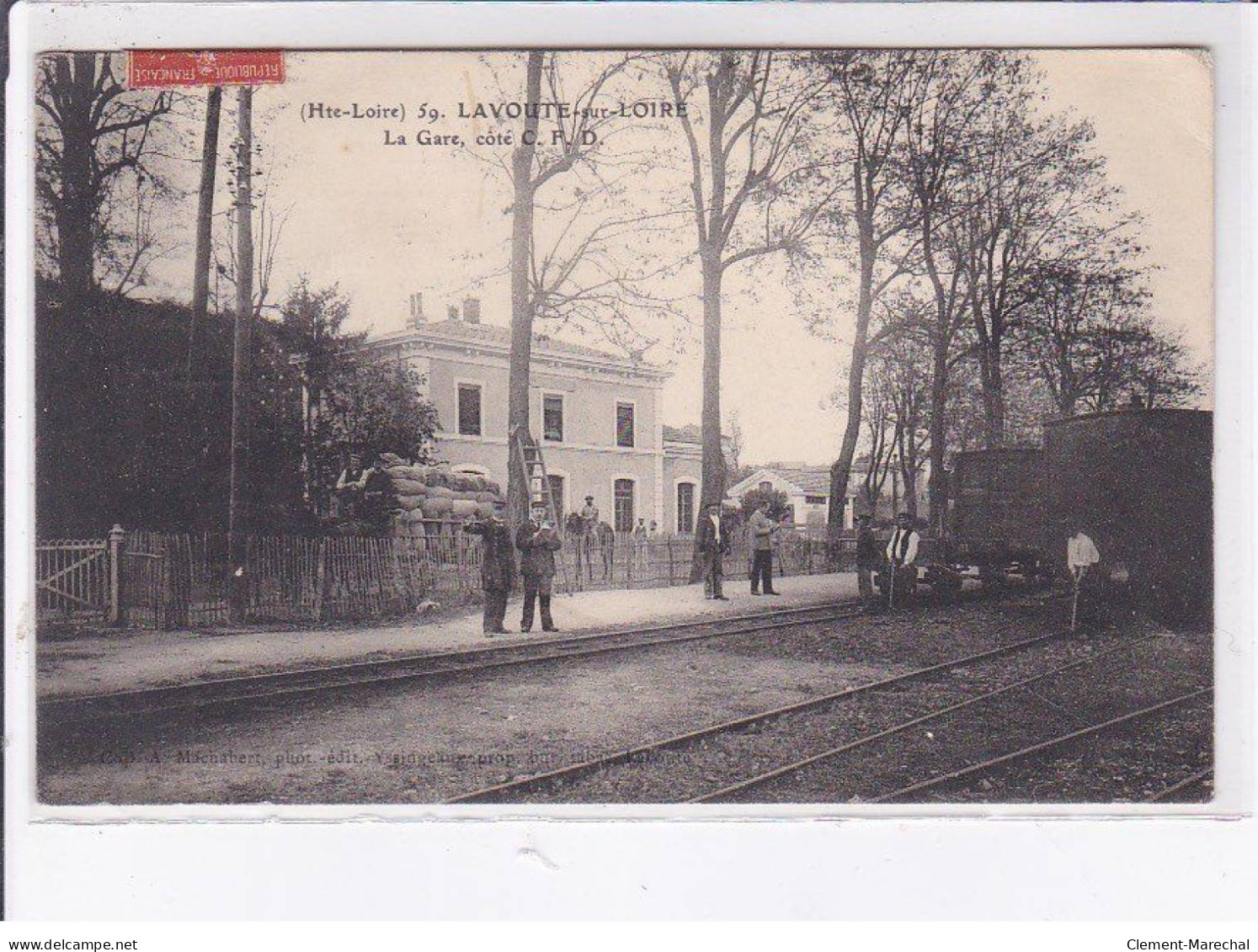 LAVOUTE-sur-LOIRE: La Gare, Côté C.P.D. - état - Autres & Non Classés