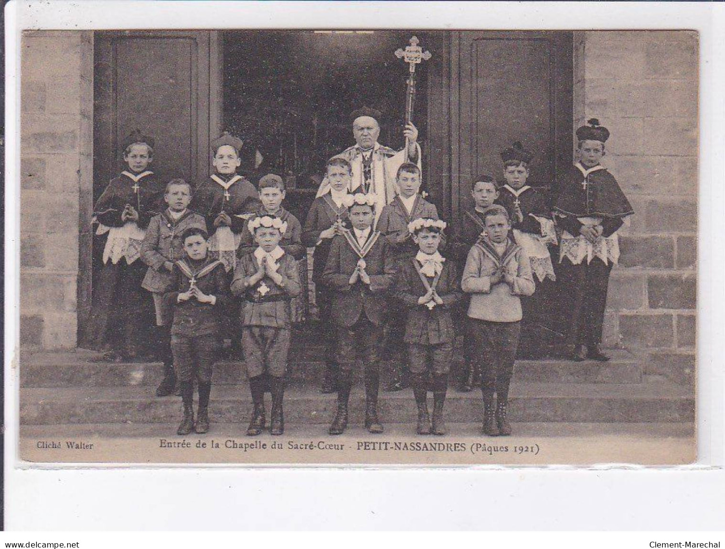 PETIT-NASSANDRES: Entrée De La Chapelle Du Sacré-cour Pâques 1921 - Très Bon état - Autres & Non Classés