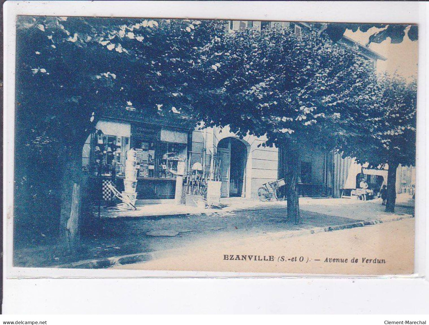 EZANVILLE: Quincaillerie, Terrasse, Avenue De Verdun - Très Bon état - Andere & Zonder Classificatie