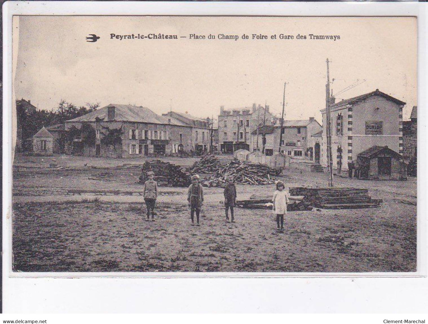 PEYRAT-le-CHATEAU: Place Du Champ De Foire Et Gare Des Tramways - Très Bon état - Autres & Non Classés