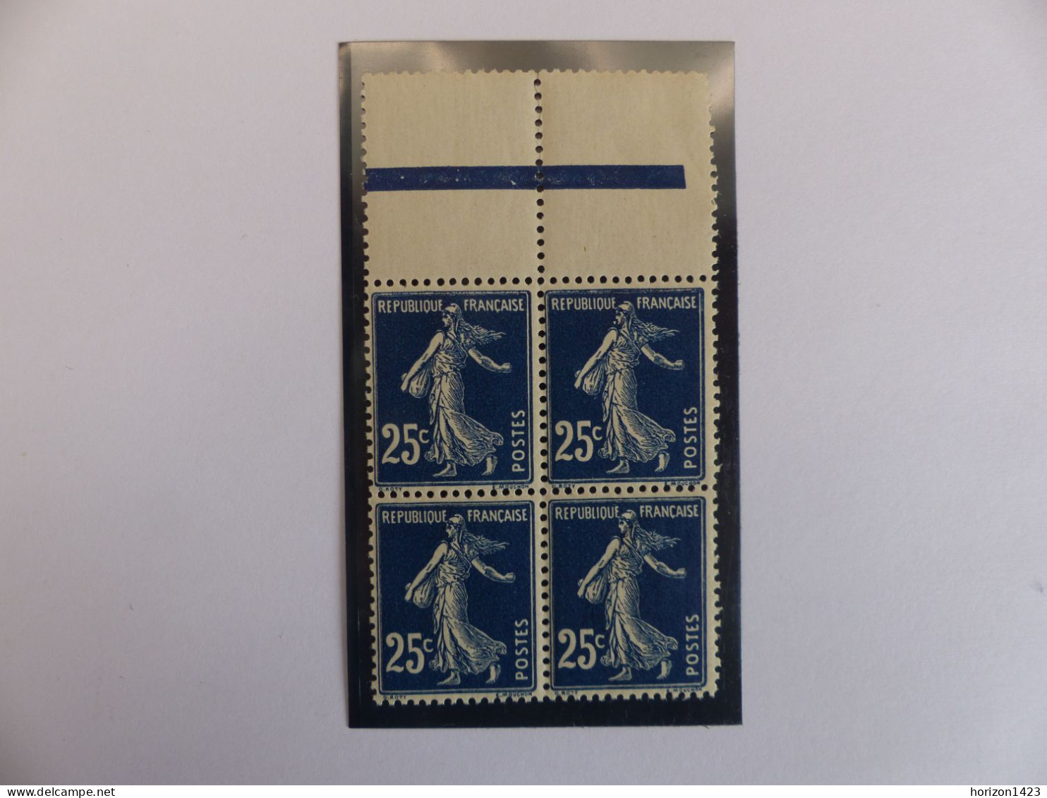 N° 140 B  ( Bleu / Noir )  EN  BLOC  DE  QUATRE  NEUF **  COTE  140 € - Unused Stamps