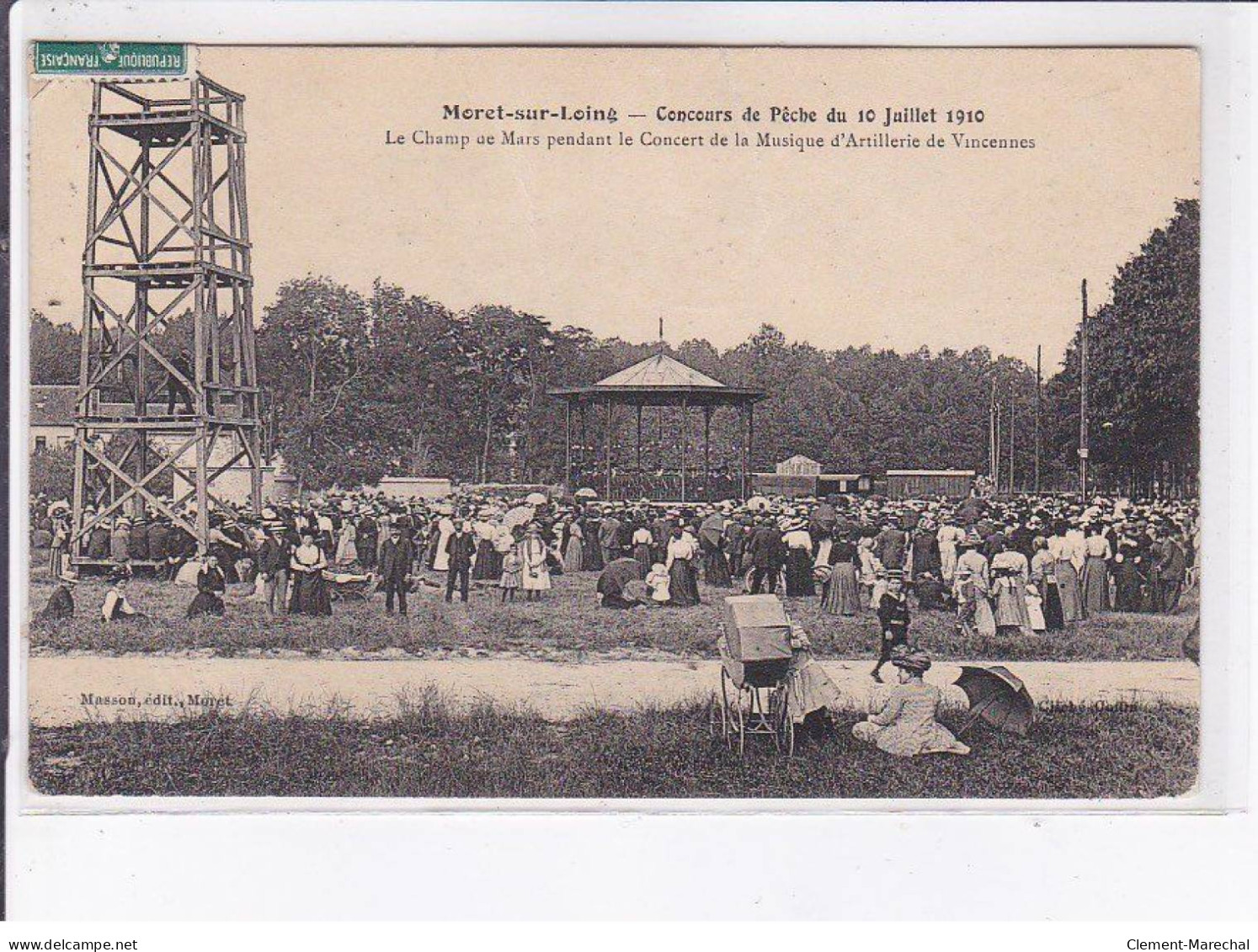 MORET-sur-LOING: Concours De Pêche Du 10 Juillet 1910, Le Champ De Mars Pendant Le Concert De Musique - état - Moret Sur Loing