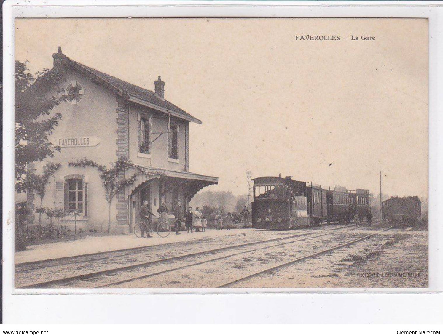 FAVEROLLES: La Gare, 1er Tirage - Très Bon état - Sonstige & Ohne Zuordnung