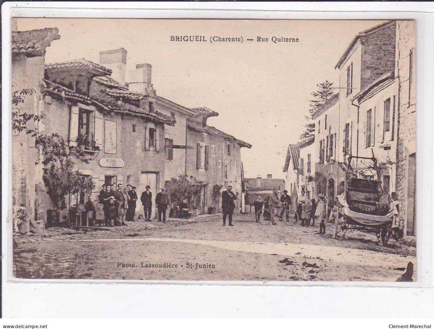 BRIGUEUIL: Rue Quiterne - Très Bon état - Sonstige & Ohne Zuordnung