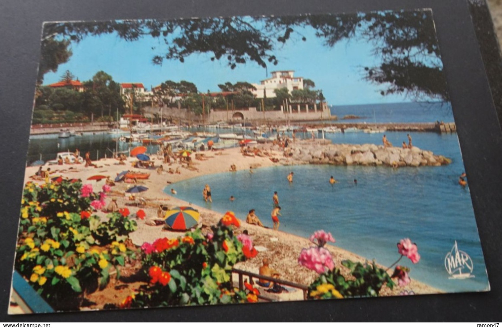 La Côte D'Azur - Beaulieu-sur-Mer - La Plage De La Baie Des Fourmis, Au Fond La Villa KERYLOS - Les Editions "MAR", Nice - Beaulieu-sur-Mer