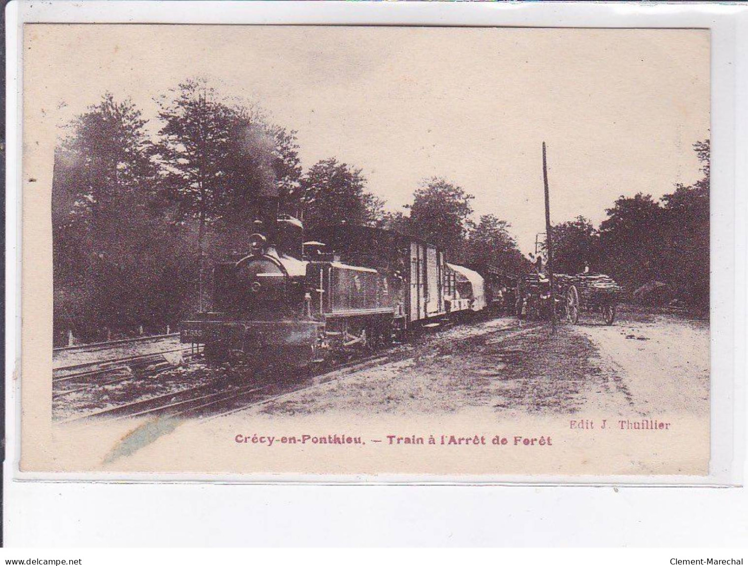 CRECY-en-PONTHIEU: Train à L'arrêt De Forêt - état - Crecy En Ponthieu