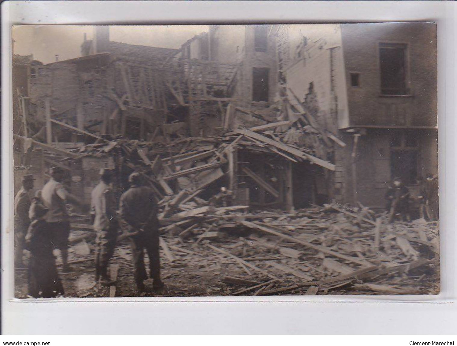 CHALONS EN CHAMPAGNE: 14CPA, ww1, militaires - très bon état