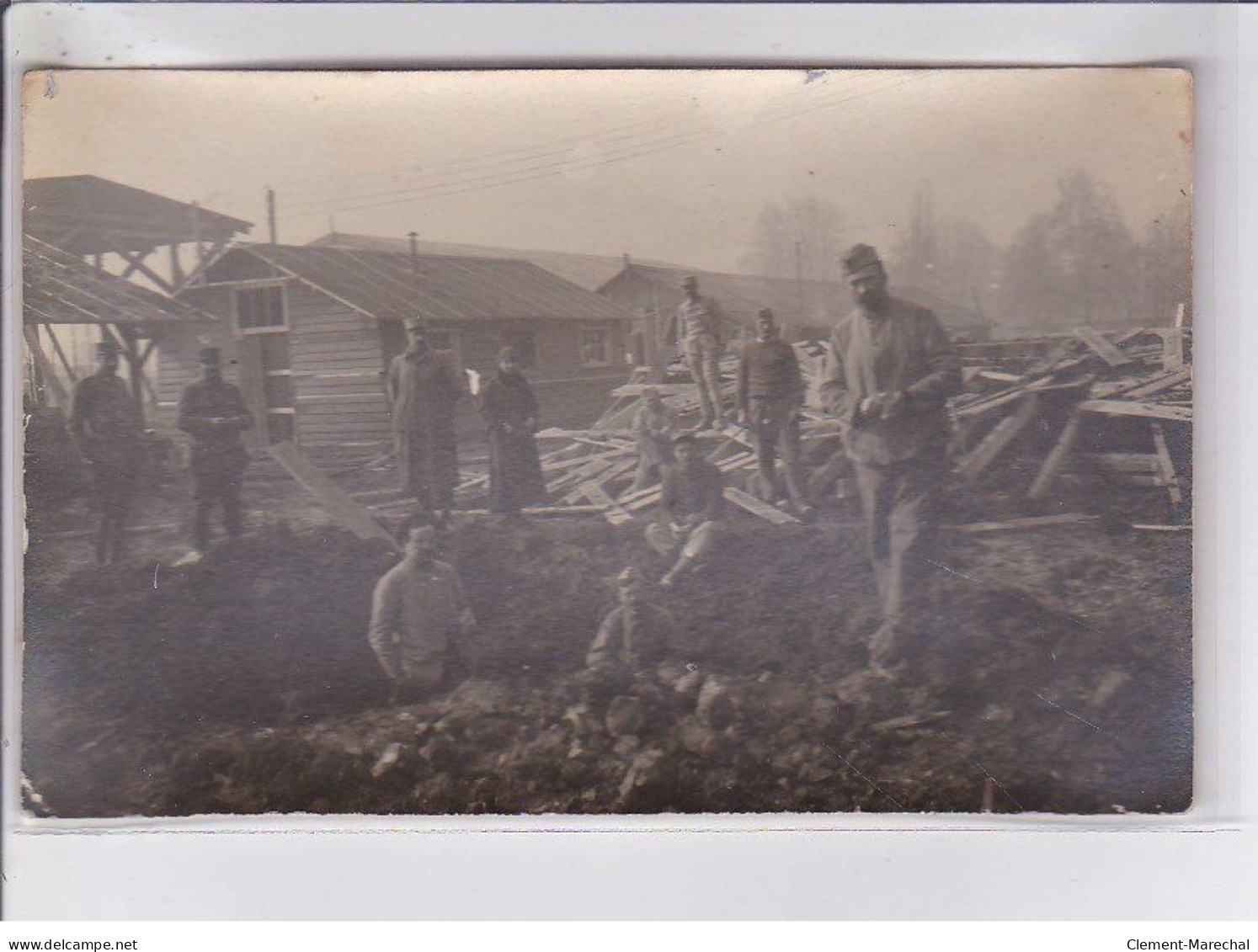 CHALONS EN CHAMPAGNE: 14CPA, ww1, militaires - très bon état