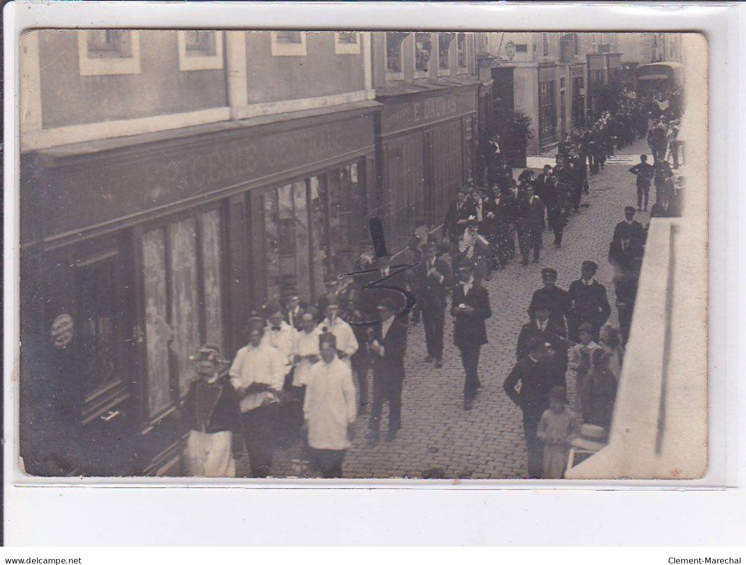 CLUNY: Gadz Arts Et Métiers, Scène De Rue, Procession - état - Cluny