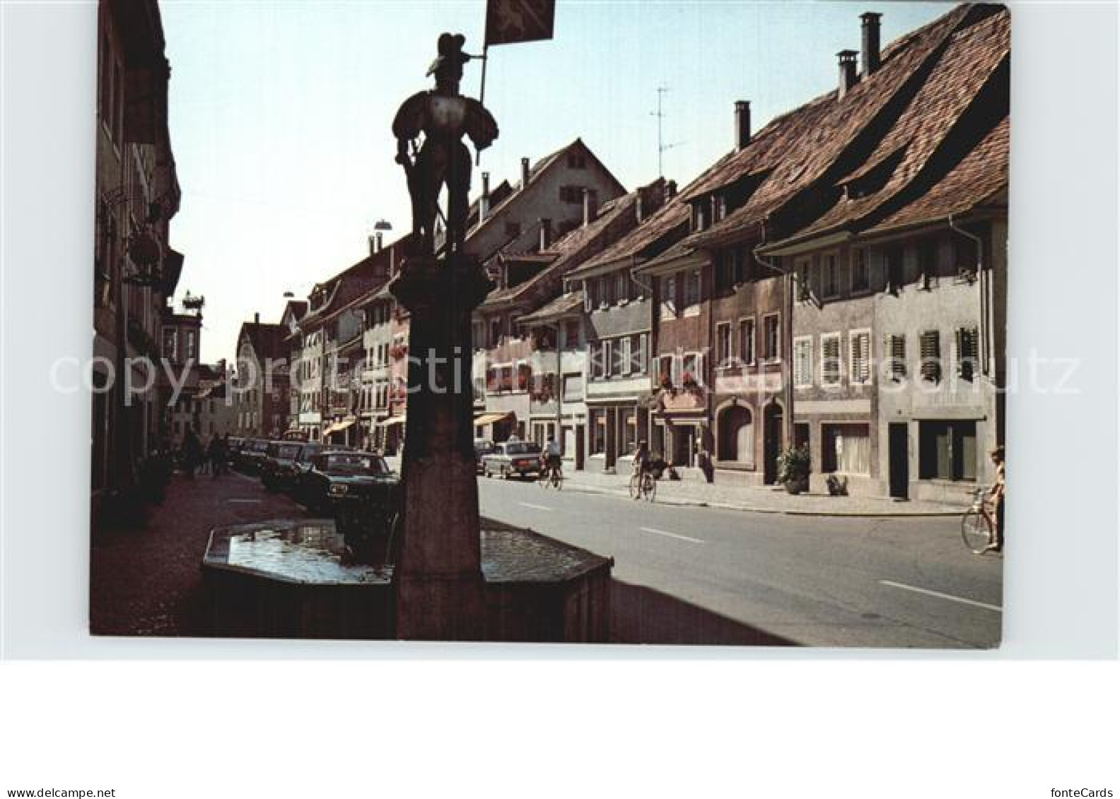 12589140 Diessenhofen Hauptstrasse Mit Brunnen Diessenhofen - Autres & Non Classés