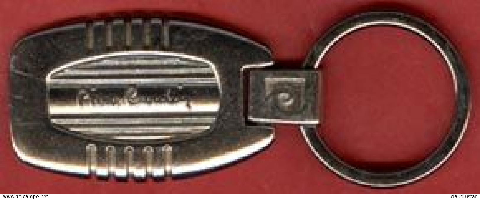 ** PORTE - CLEFS  PIERRE  CARDIN ** - Porte-clefs