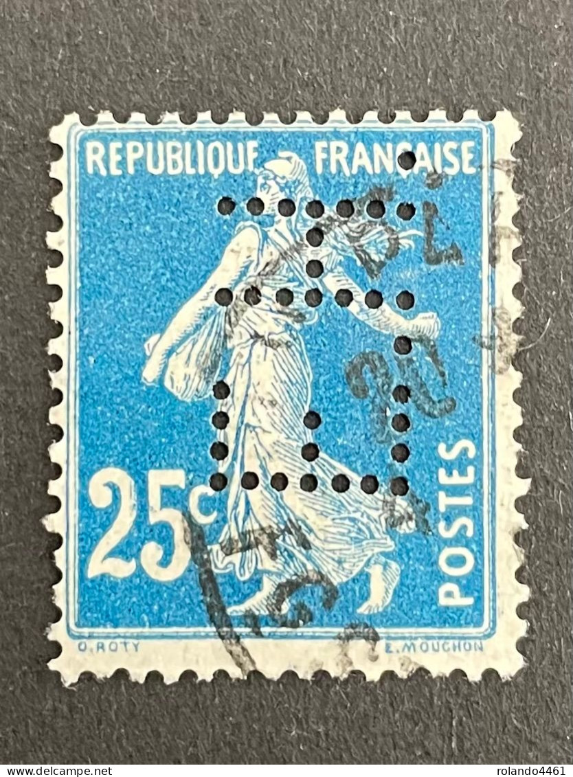 FRANCE E N° 140 Semeuse E.H. 82 Indice 3 Perforé Perforés Perfins Perfin ! - Autres & Non Classés