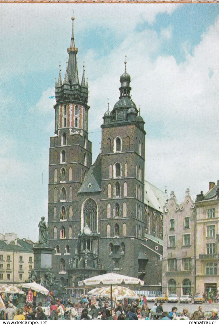 Poland - Krakow - Central Market Rynek Glowny St. Mary's Basilica - Polen