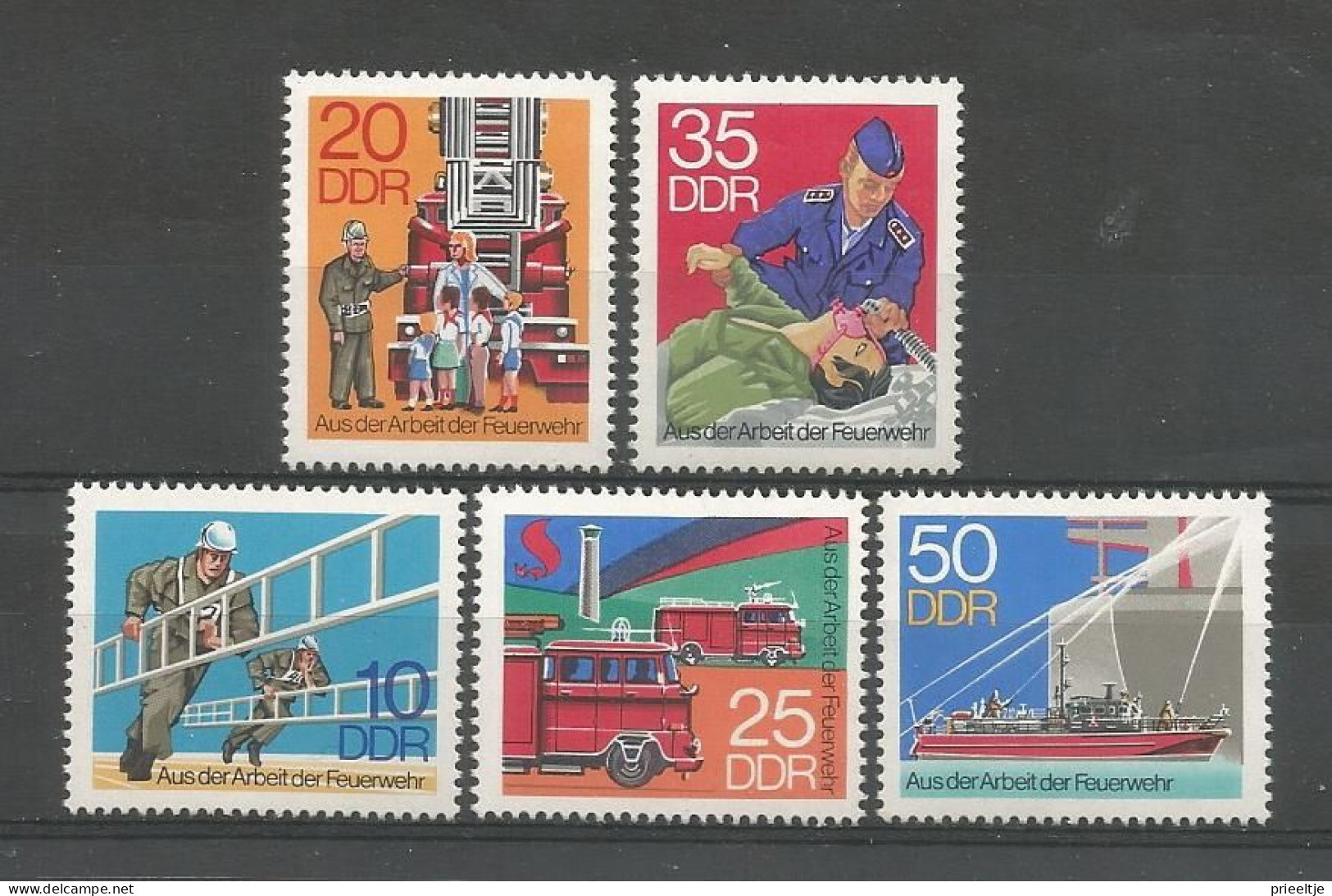 DDR 1977 Firefighters Y.T. 1946/1950 ** - Unused Stamps