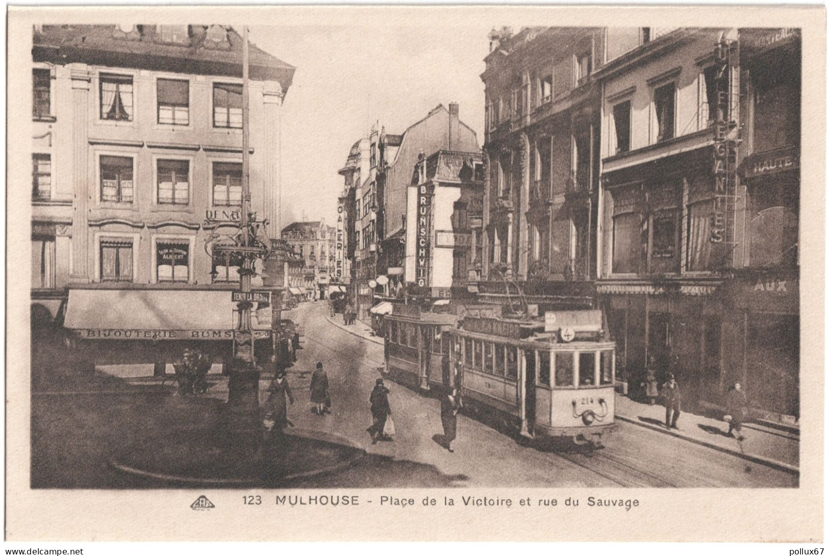 CPA DE MULHOUSE  (HAUT-RHIN)  PLACE DE LA VICTOIRE ET RUE DU SAUVAGE - Mulhouse