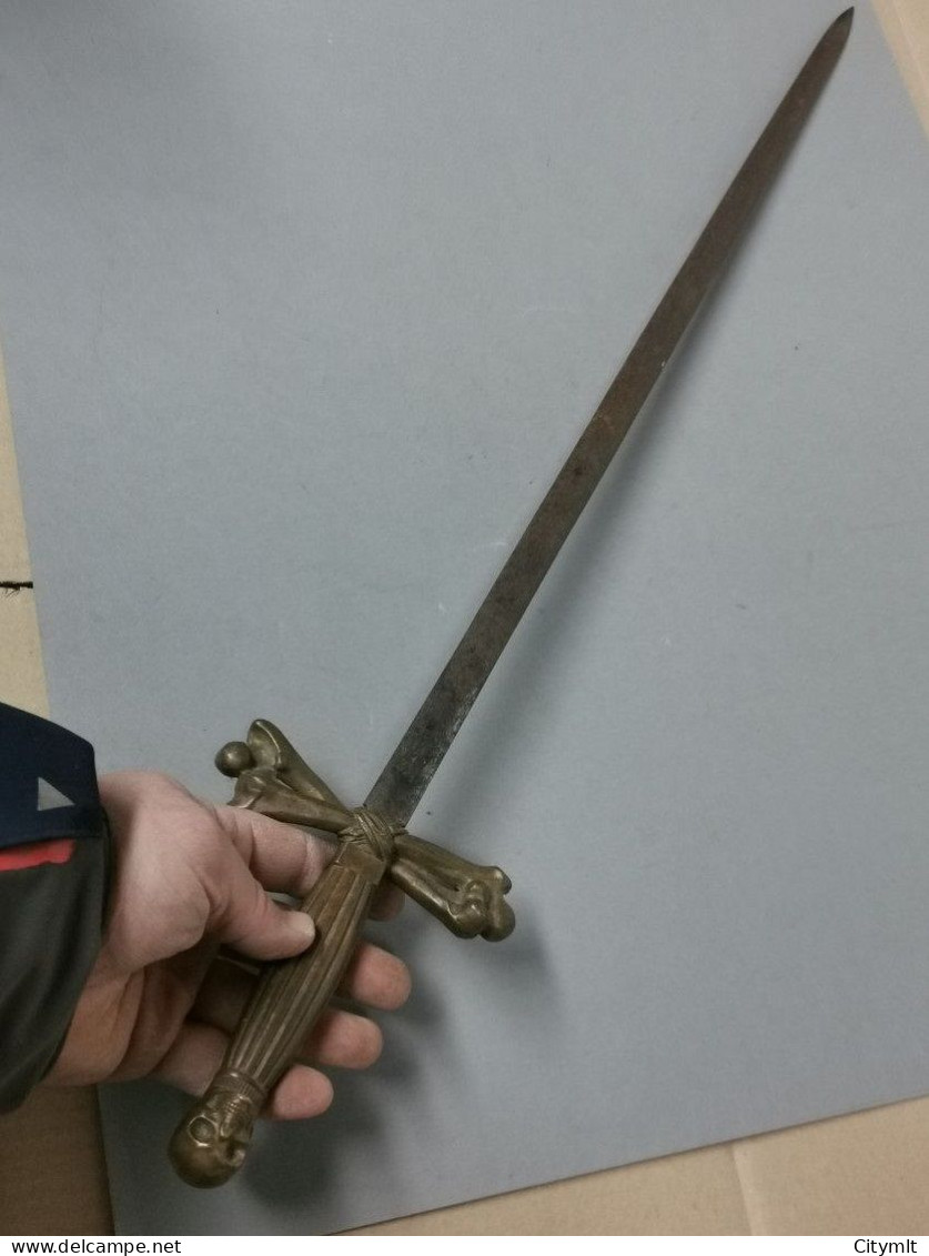 Ancienne Dague / épée De Franc-maçon , Garde En Bronze Ciselé . Tete De Mort . Franc-maçonnerie Franc-maçonic - Armes Blanches