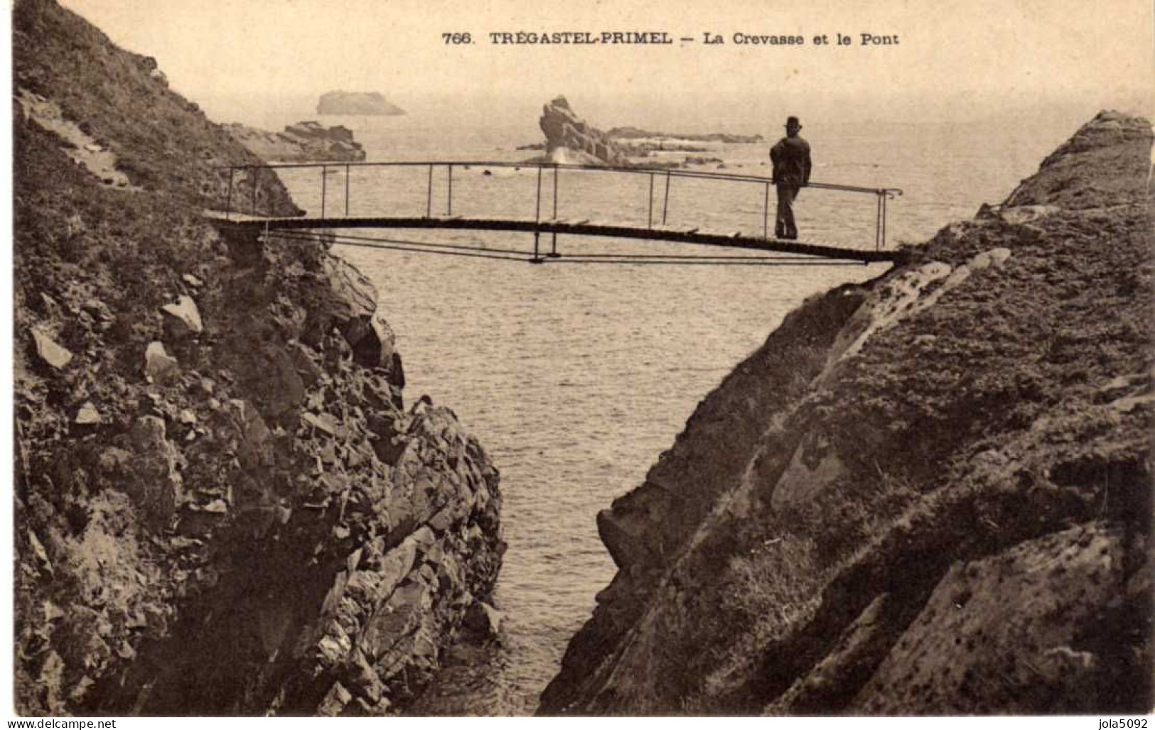 29 / TREGASTEL-PRIMEL - La Crevasse Et Le Pont - Primel