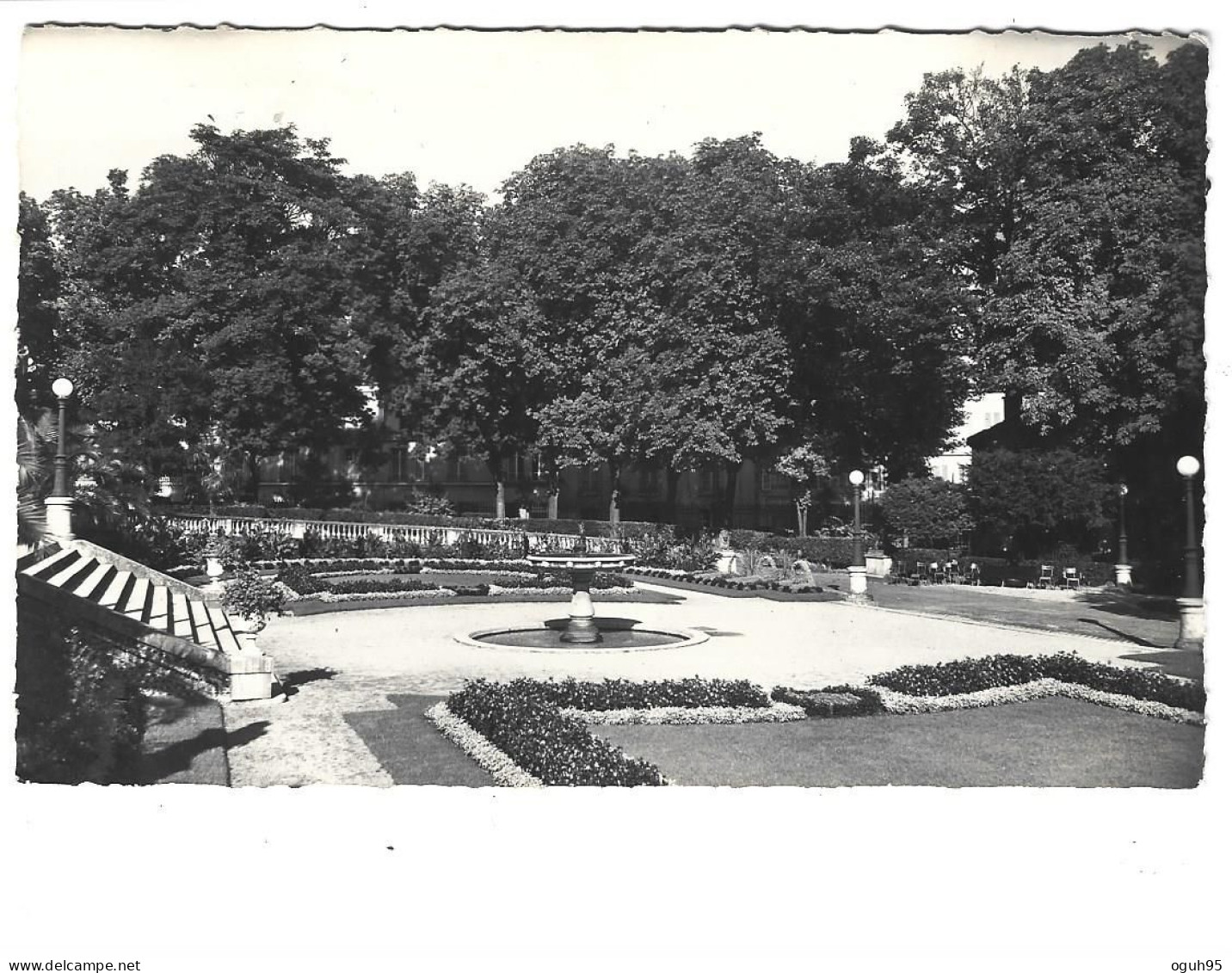 51 - EPERNAY - Jardins De L'Hôtel De Ville - Epernay