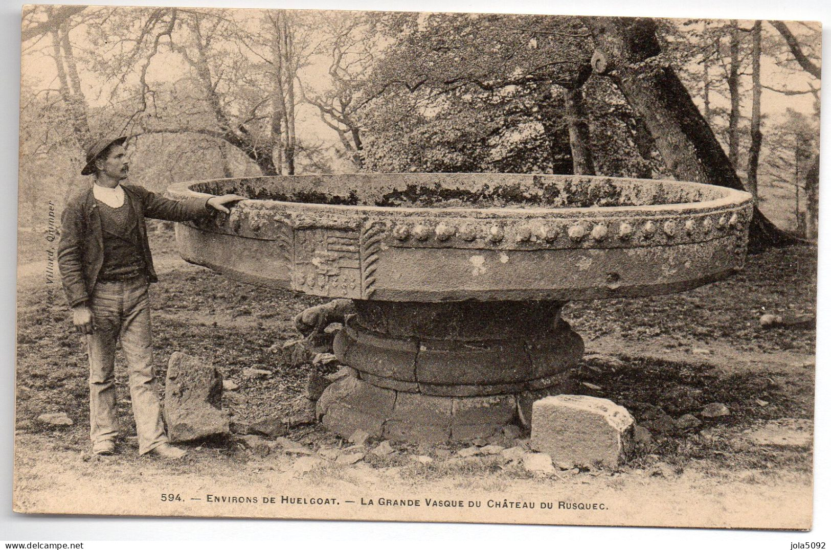 29 / Environs De HUELGOAT - La Grande Vasque Du Château Du Rusquec - Huelgoat