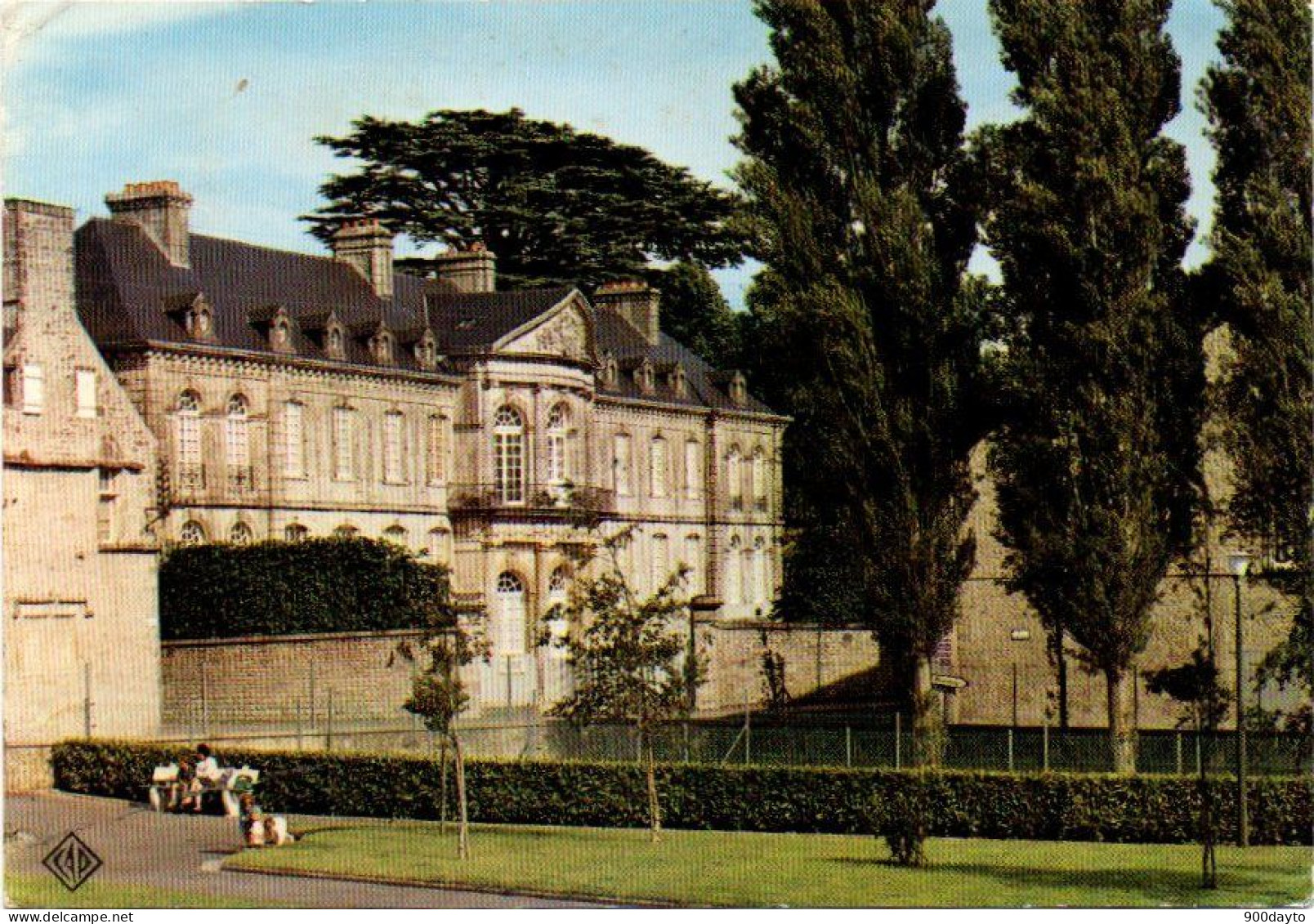 VALOGNES. L'hôtel De Beaumont XVIIIe S.. - Valognes