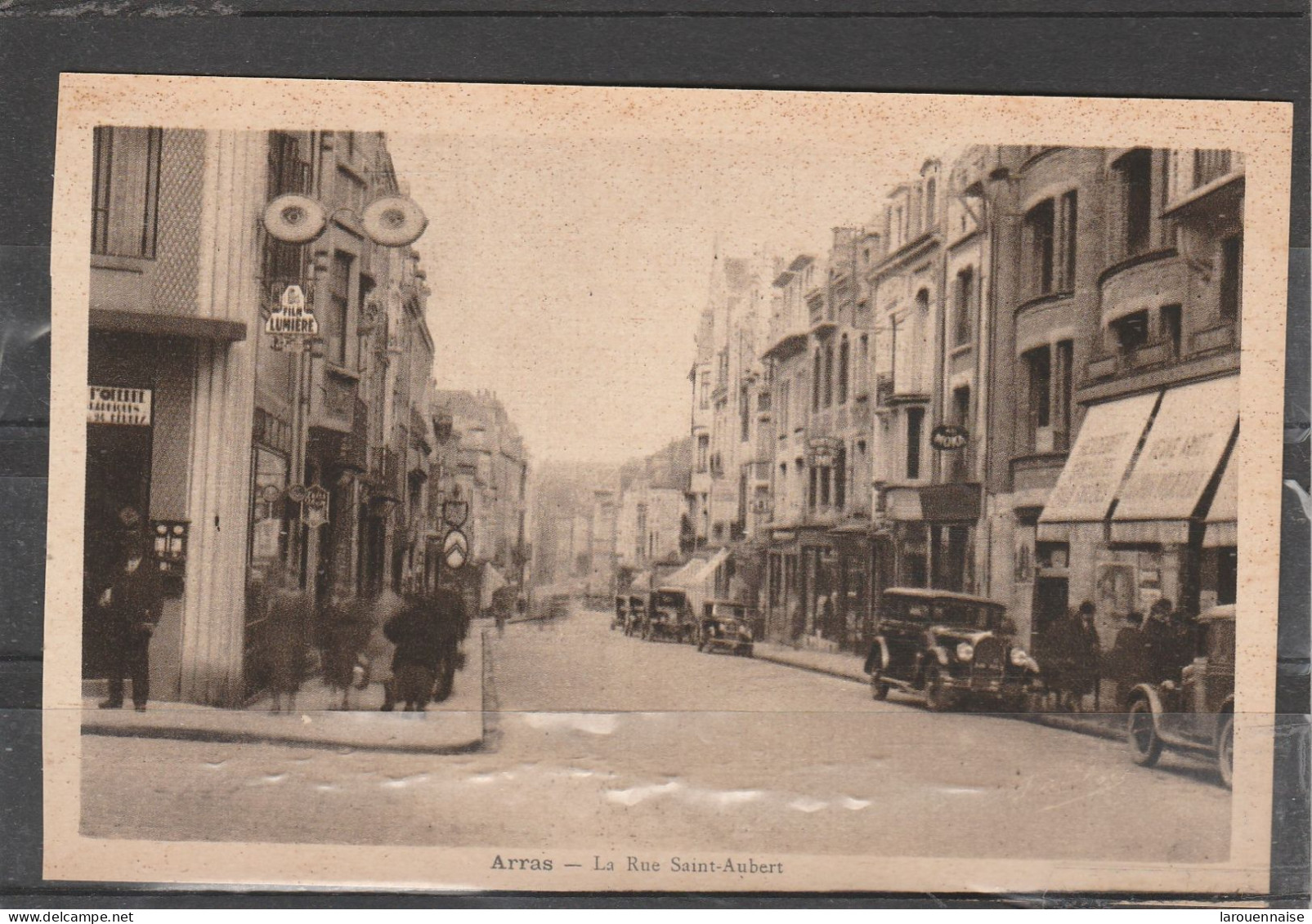 62 - ARRAS - La Rue Saint Aubert - Arras