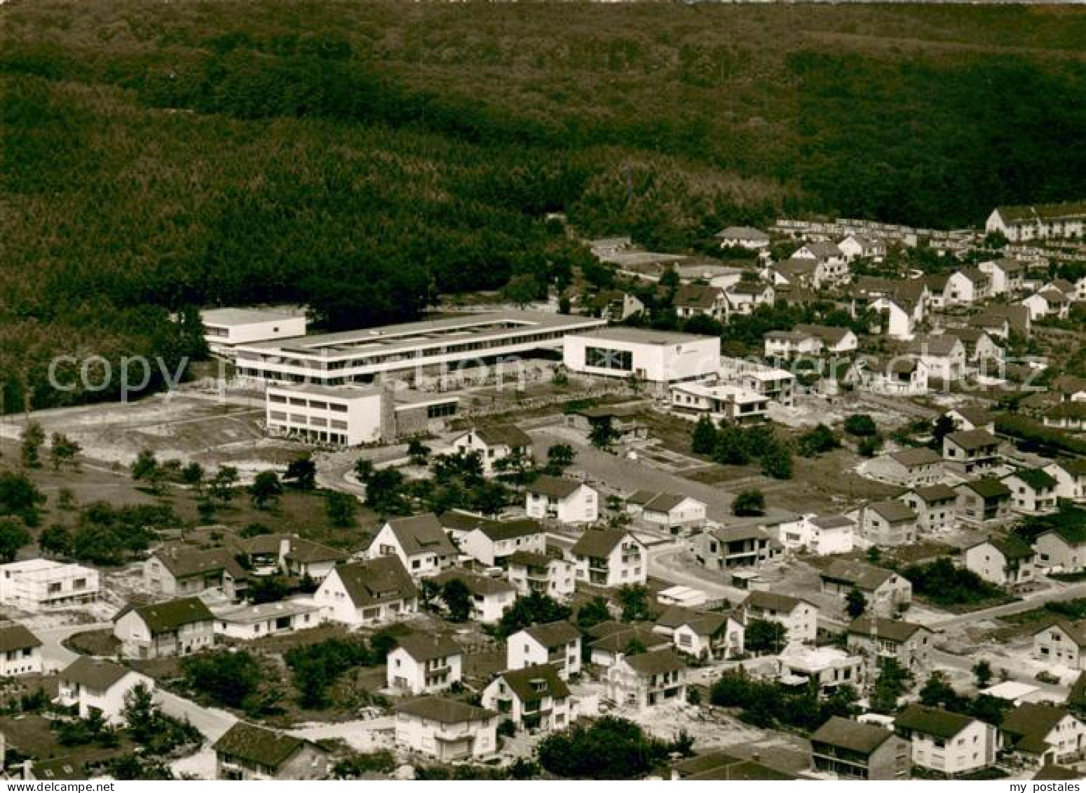 73749548 Hofheim Taunus Kreisgymnasium Mit Rosenberg Fliegeraufnahme Hofheim Tau - Sonstige & Ohne Zuordnung