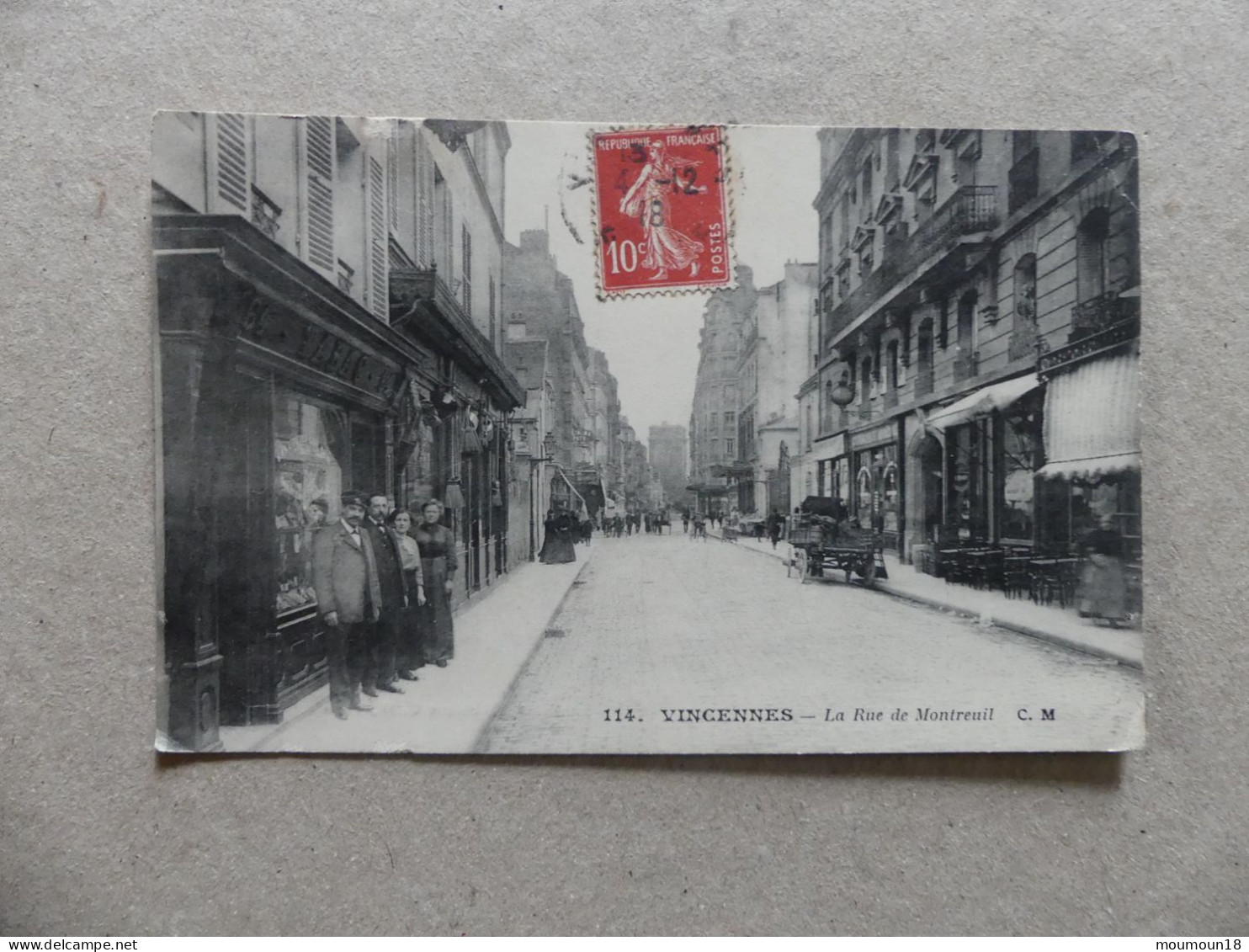 Vincennes La Rue De Montreuil 114 CM - Vincennes