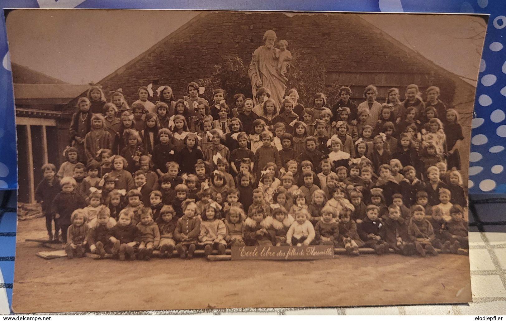 Photo De Classe De L'école Libre Des Filles De Florenville 1926 - Anonymous Persons