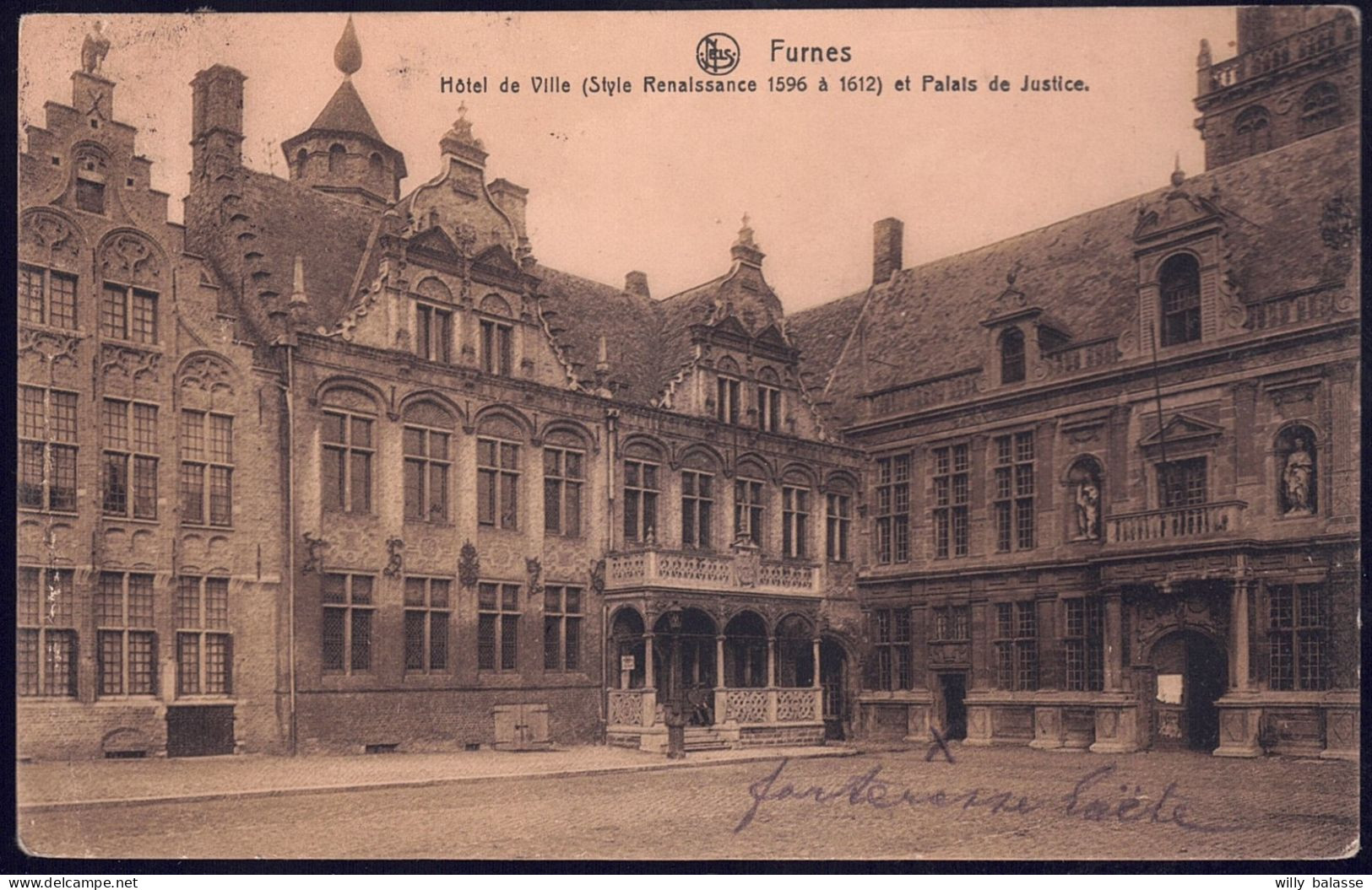 +++ CPA - VEURNE - FURNES - Hôtel De Ville Et Palais De Justice  // - Veurne