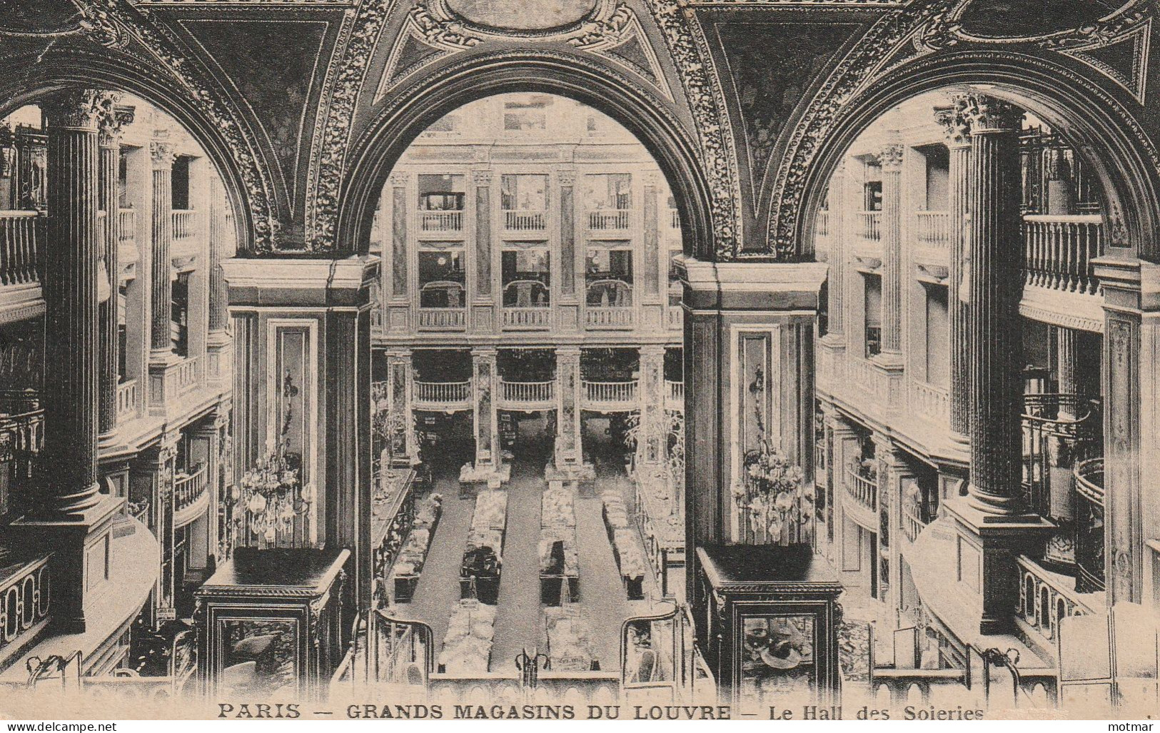 Paris, Grands Magasins Du Louvre, Le Hall Des Soieries - Paris (01)