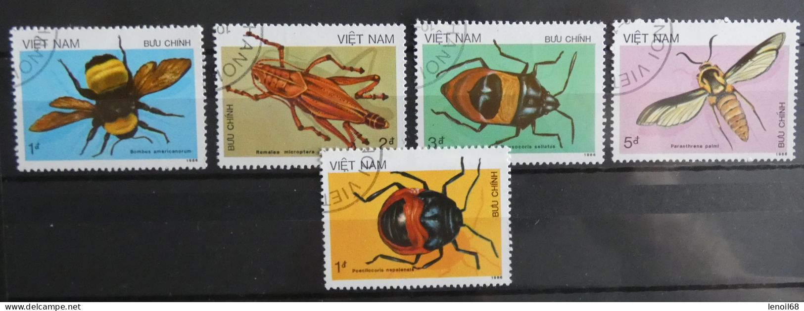 Lot De 5 Timbres Vietnam Insectes - Viêt-Nam