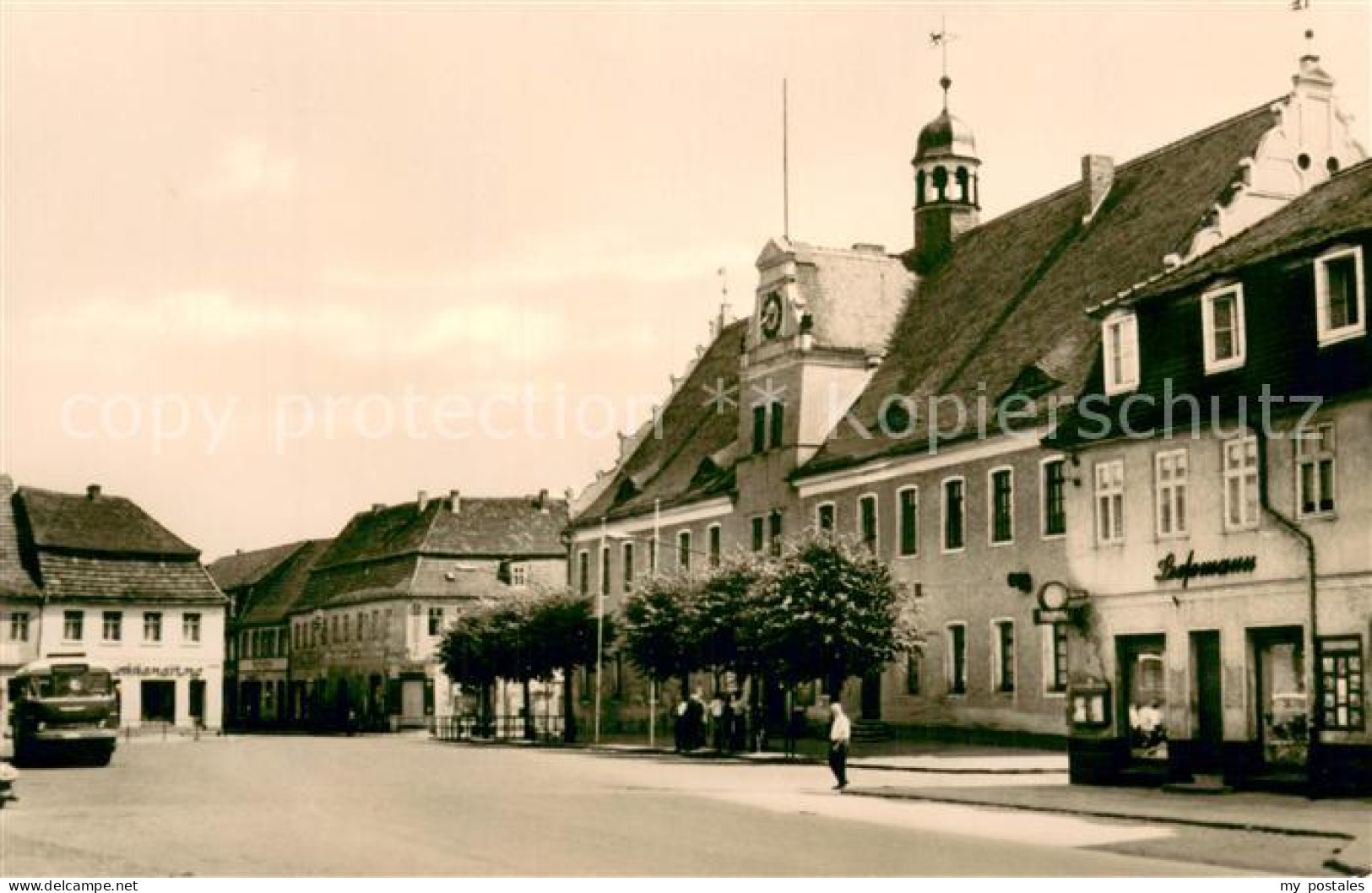 73748417 Herzberg Elster Karl Marx Platz Mit Rathaus Herzberg Elster - Other & Unclassified