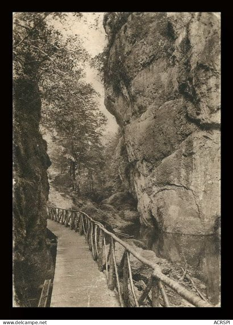 Gorges De La Cere Le Pas De La Cere Entre La Roquebrou à Laval De Cère 37   (scan Recto-verso)MA2010Bis - Altri & Non Classificati