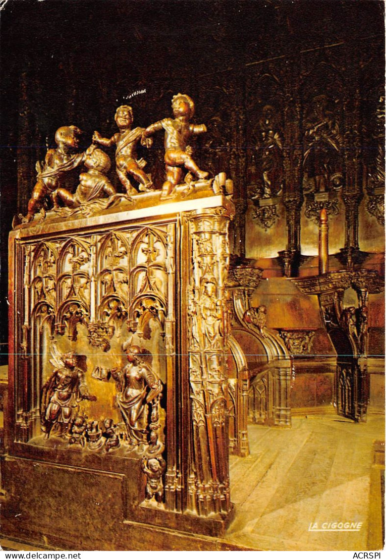 AUCH Cathedrale Sainte Marie Detail D Une Stalle Boiserie Du XVIe Siecle 24(scan Recto-verso) MA2005 - Auch