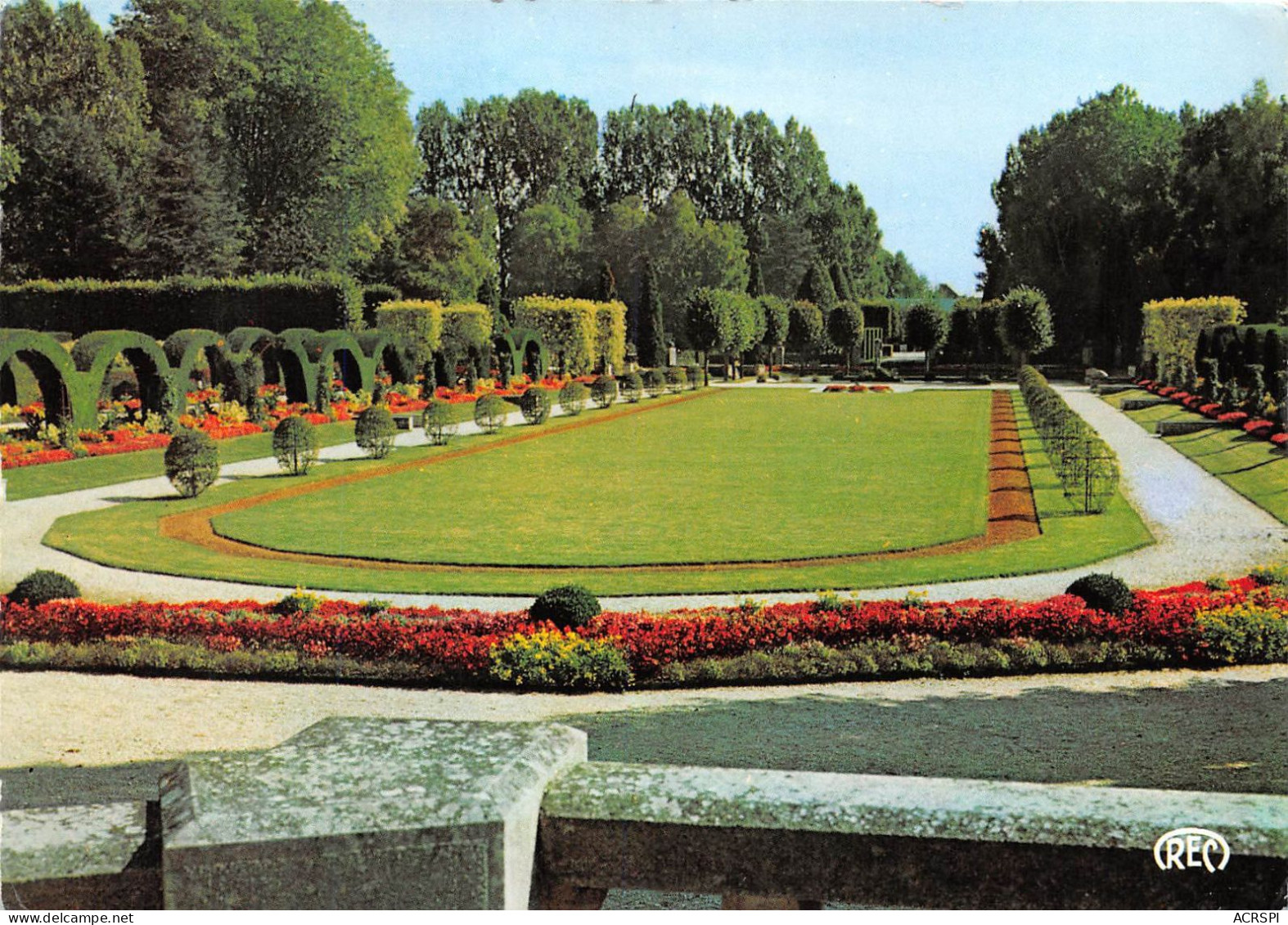 BOURGES Les Pres Fichaux Le Tapis Vert 11(scan Recto-verso) MA2004 - Bourges