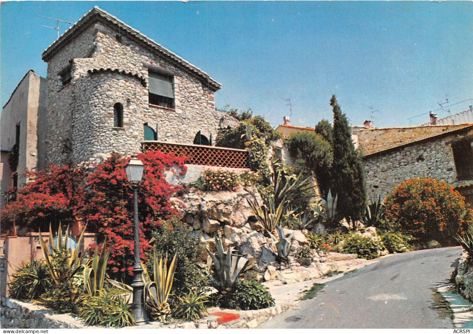 Le Charme De Ses Rues Cachees Le Vieil ANTIBES 8(scan Recto-verso) MA2019 - Antibes - Vieille Ville