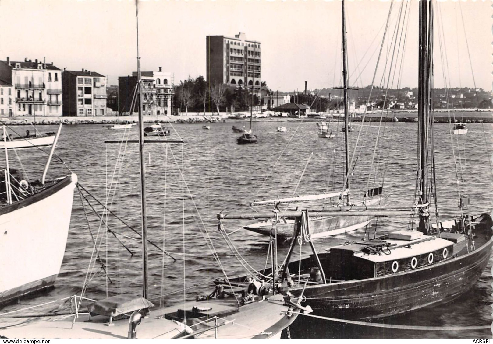 GOLFE DE JUAN Un Coin Du Port 22(scan Recto-verso) MA2019 - Juan-les-Pins