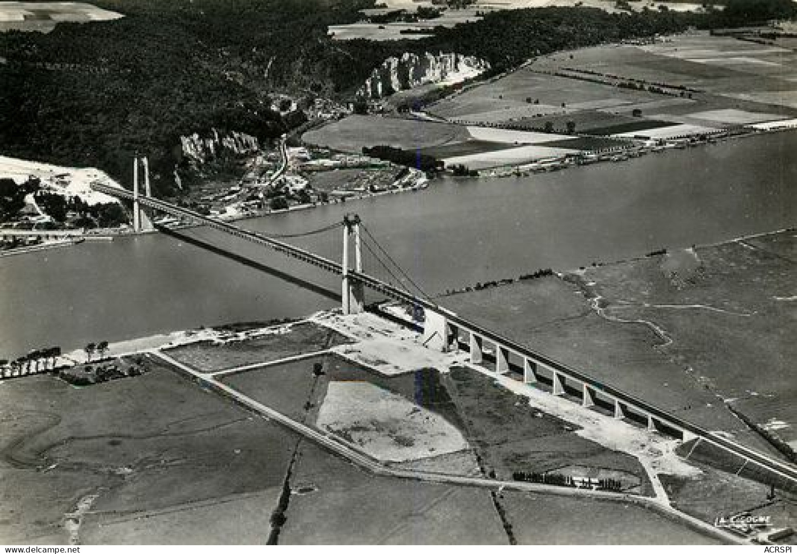 Pont Entre Tancarville Et Le Marais-Vernier  Fin De La Construction 34   (scan Recto-verso)MA2046Ter - Tancarville