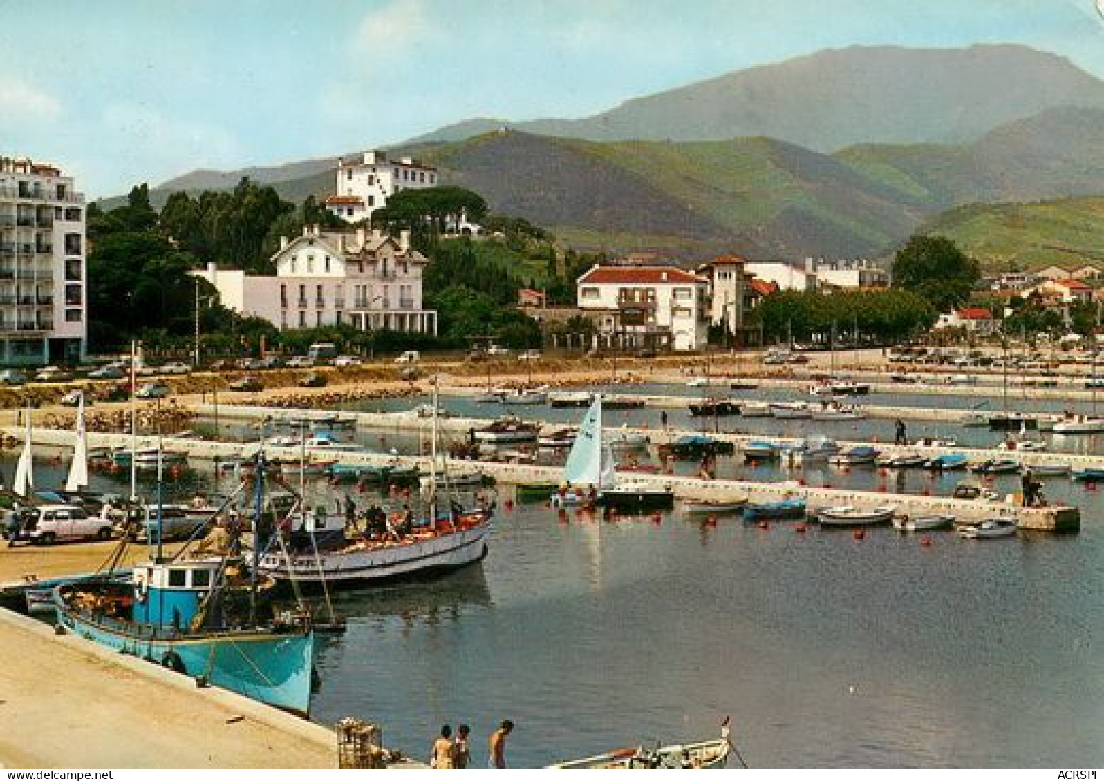 BANYULS Sur MER Chalutier Le St Michel 2  Et Le Port De Plaisance 30   (scan Recto-verso)MA2046Bis - Banyuls Sur Mer