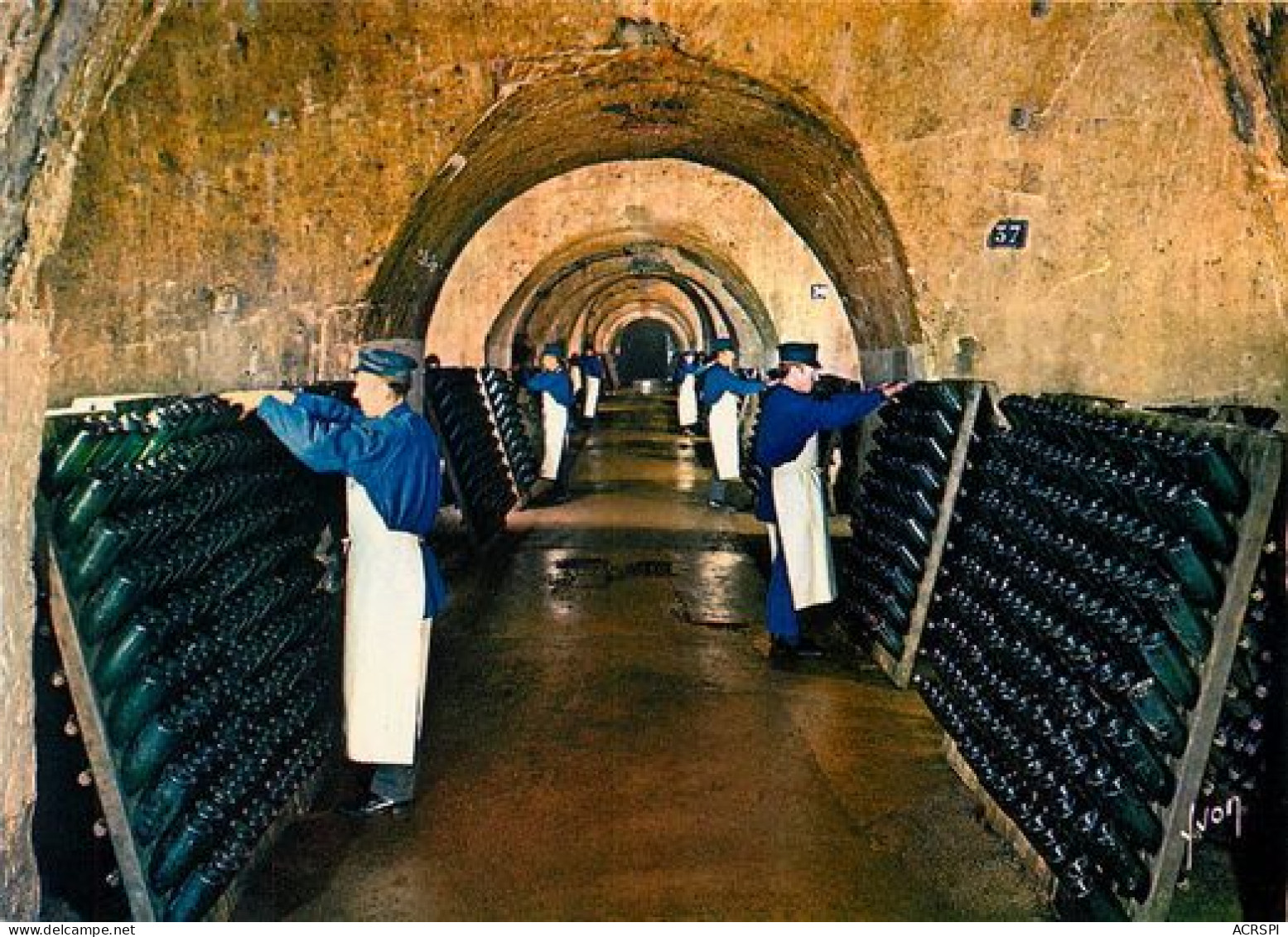 EPERNAY  Champagne Mercier 18 Km De Cave  Retournement Des Bouteilles  20   (scan Recto-verso)MA2035Bis - Epernay