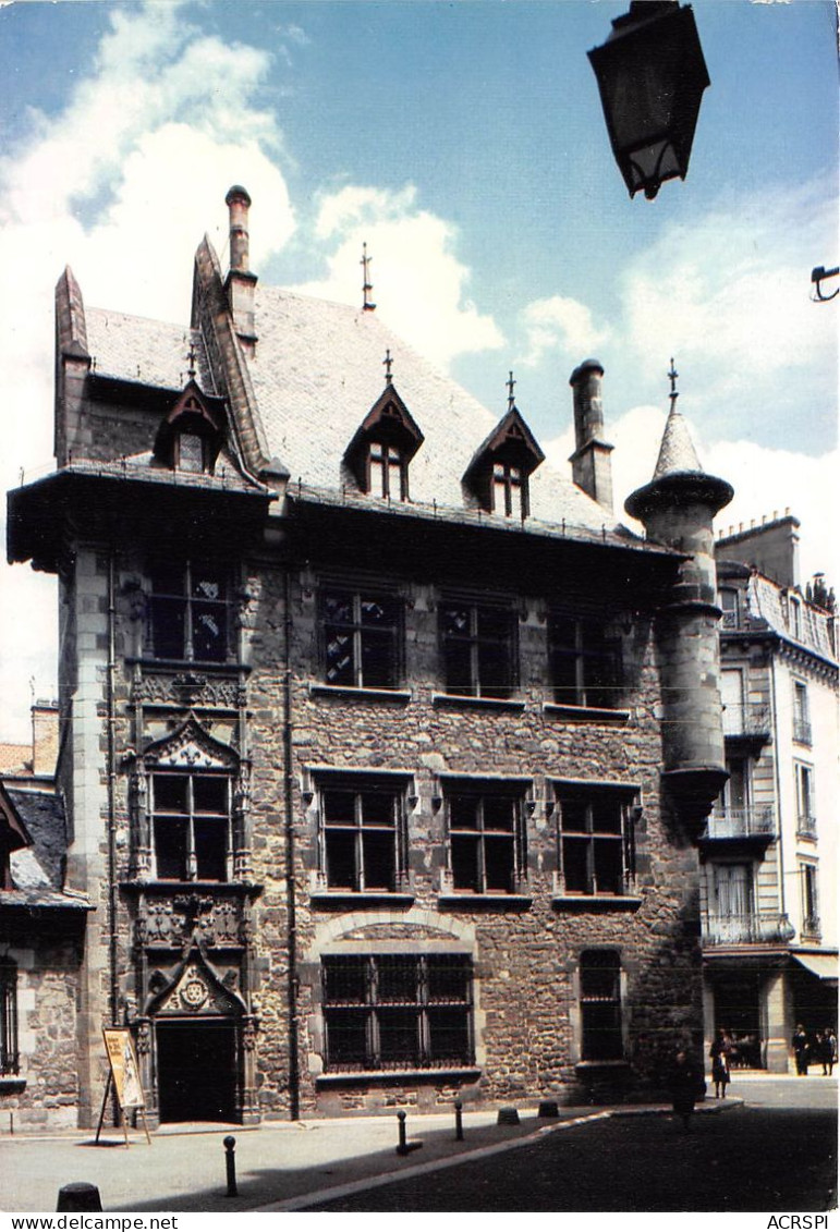 AURILLAC La Maison Des Consuls Construction Gothique Du XVIe Siecle 8(scan Recto-verso) MA2056 - Aurillac