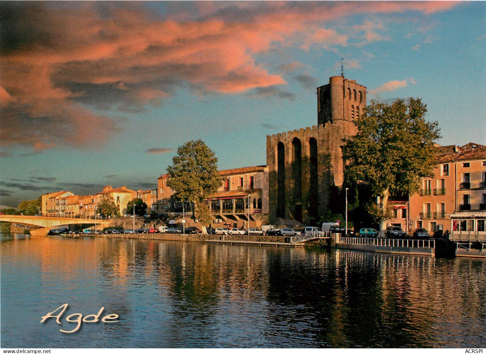 AGDE La Cathedrale Saint Etienne Et Les Quais Sur L Herault 20(scan Recto-verso) MA2055 - Agde