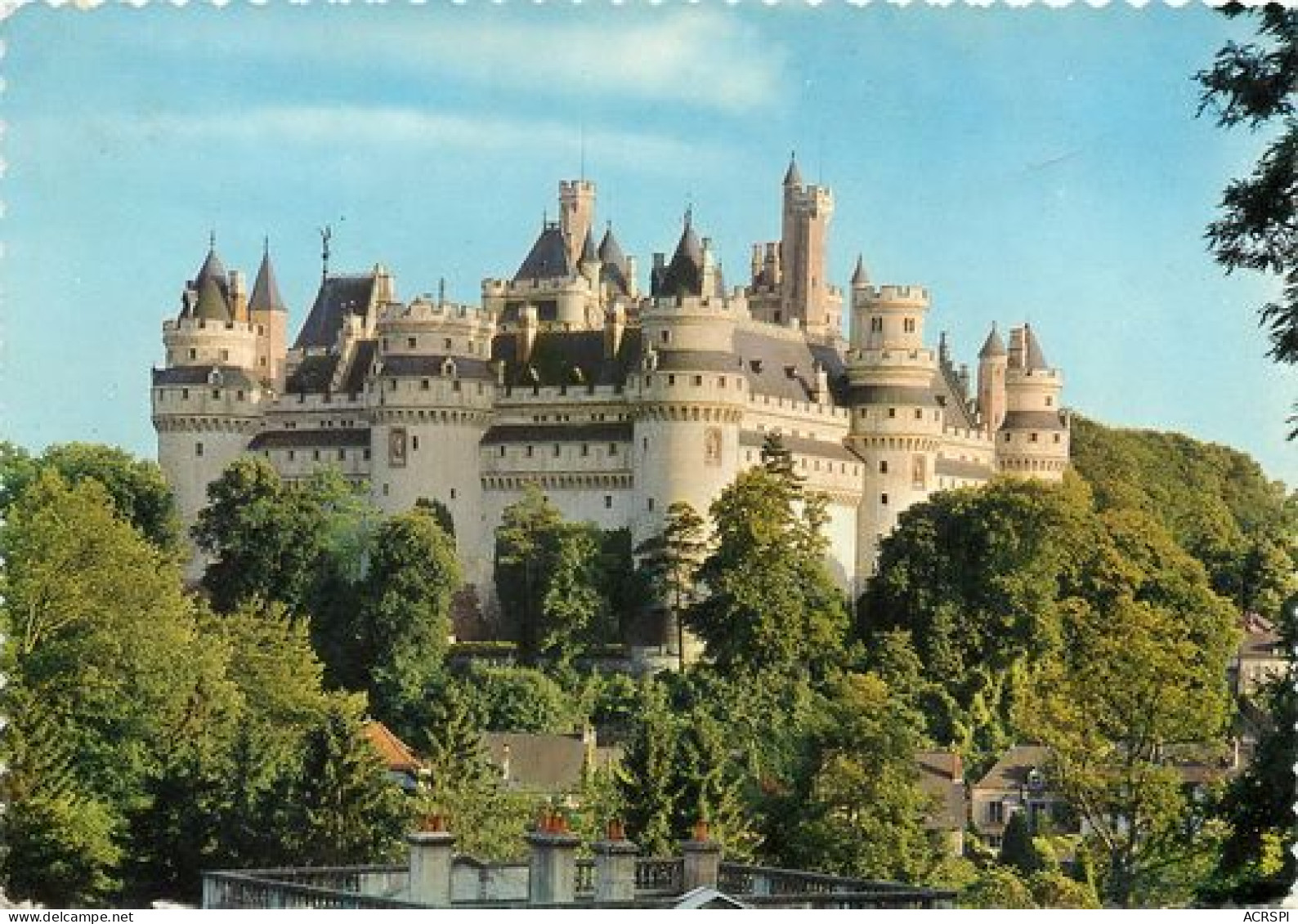 PIERREFONDS Le Chateau  3   (scan Recto-verso)MA2052Ter - Pierrefonds