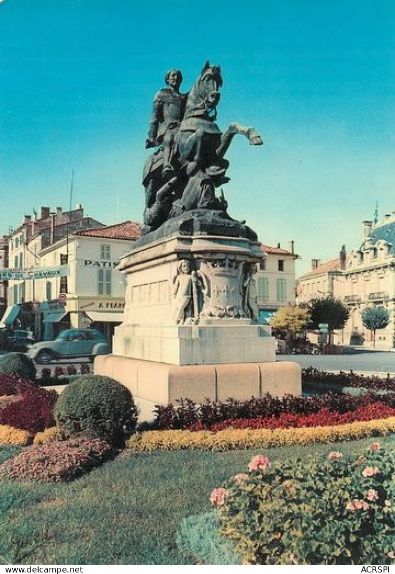 COGNAC  Statue Francois Premier   5   (scan Recto-verso)MA2062Ter - Cognac